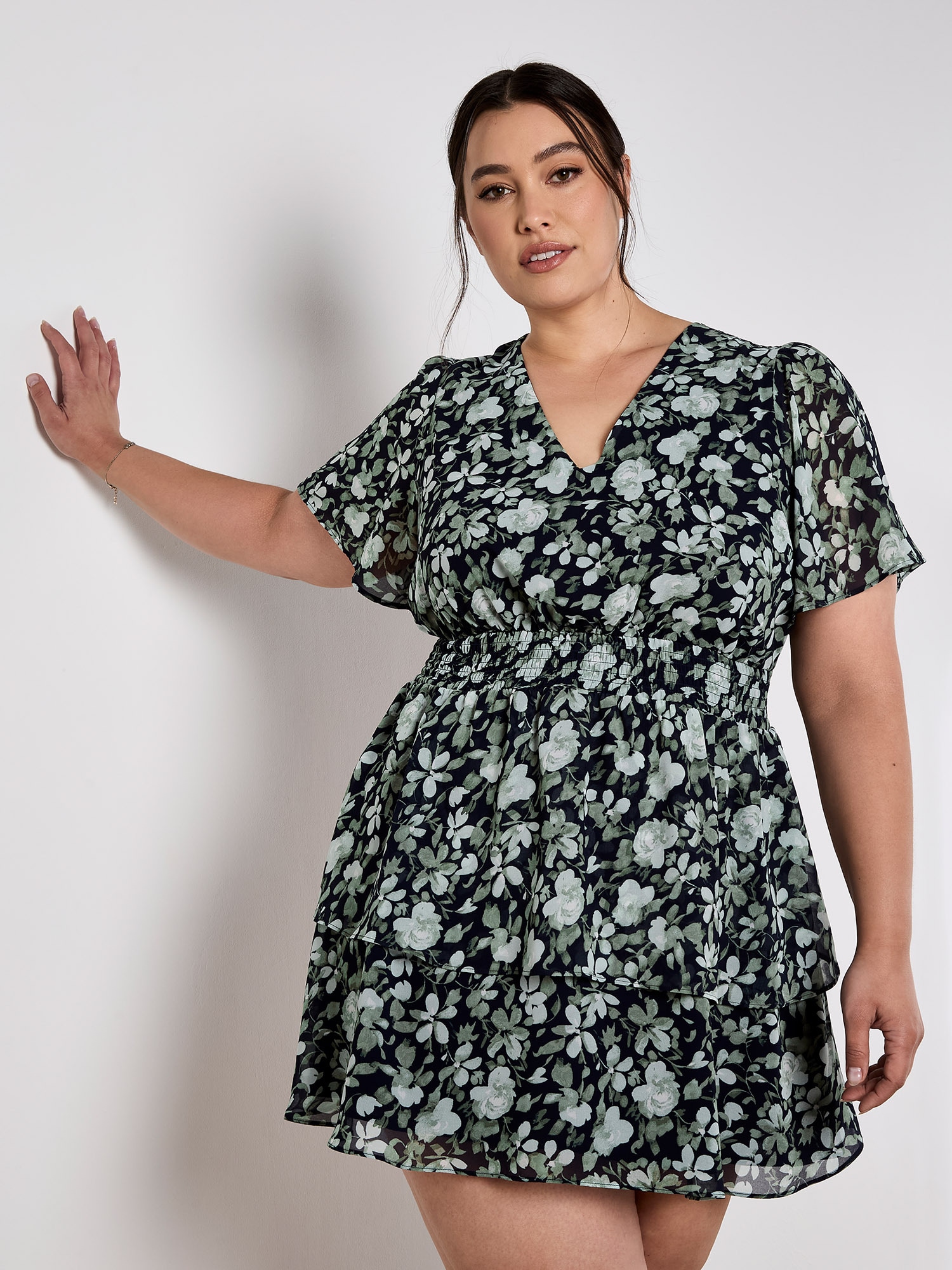 Apricot Minikleid »Florales Stufenkleid« mit Smokdetails