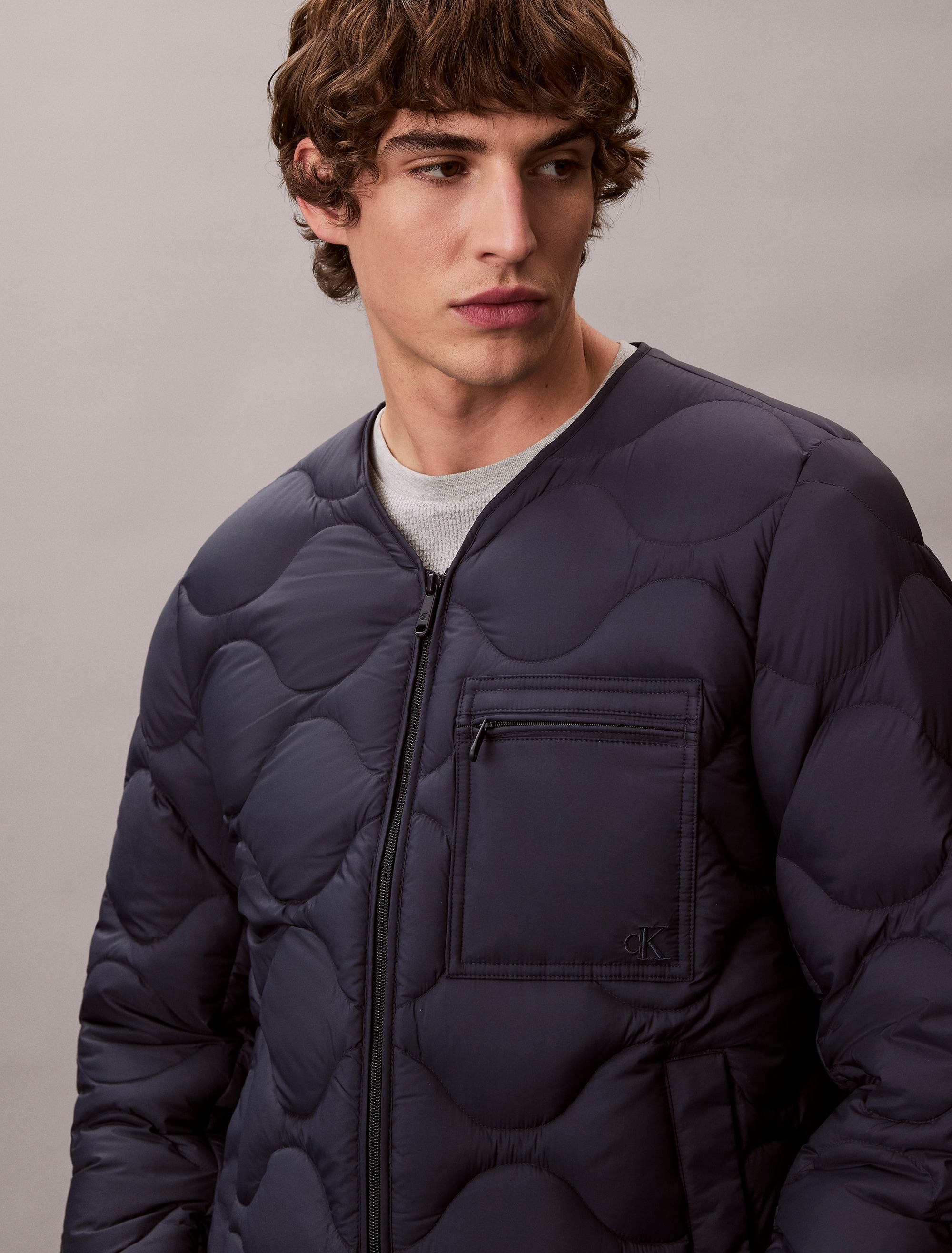 Calvin Klein Daunenjacke ohne Kapuze Strickkragen, Regular Fit, warm wattiert