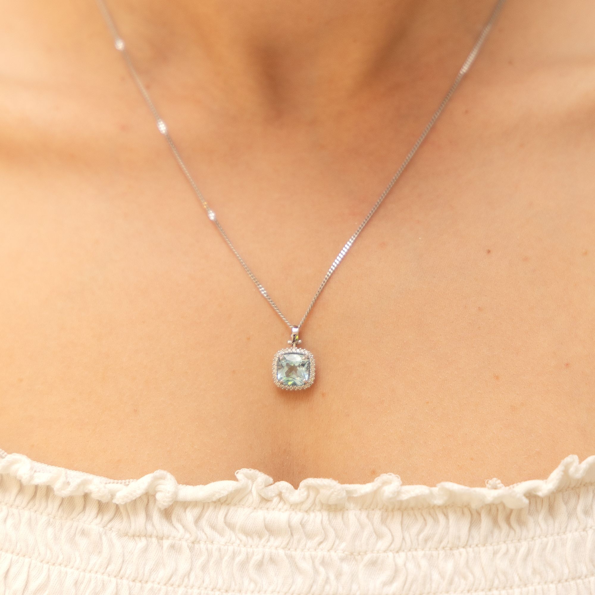 Fascination by Ellen K. Kette mit Anhänger »375 Gold mit Blautopas (beh.) und Zirkonia weiß«