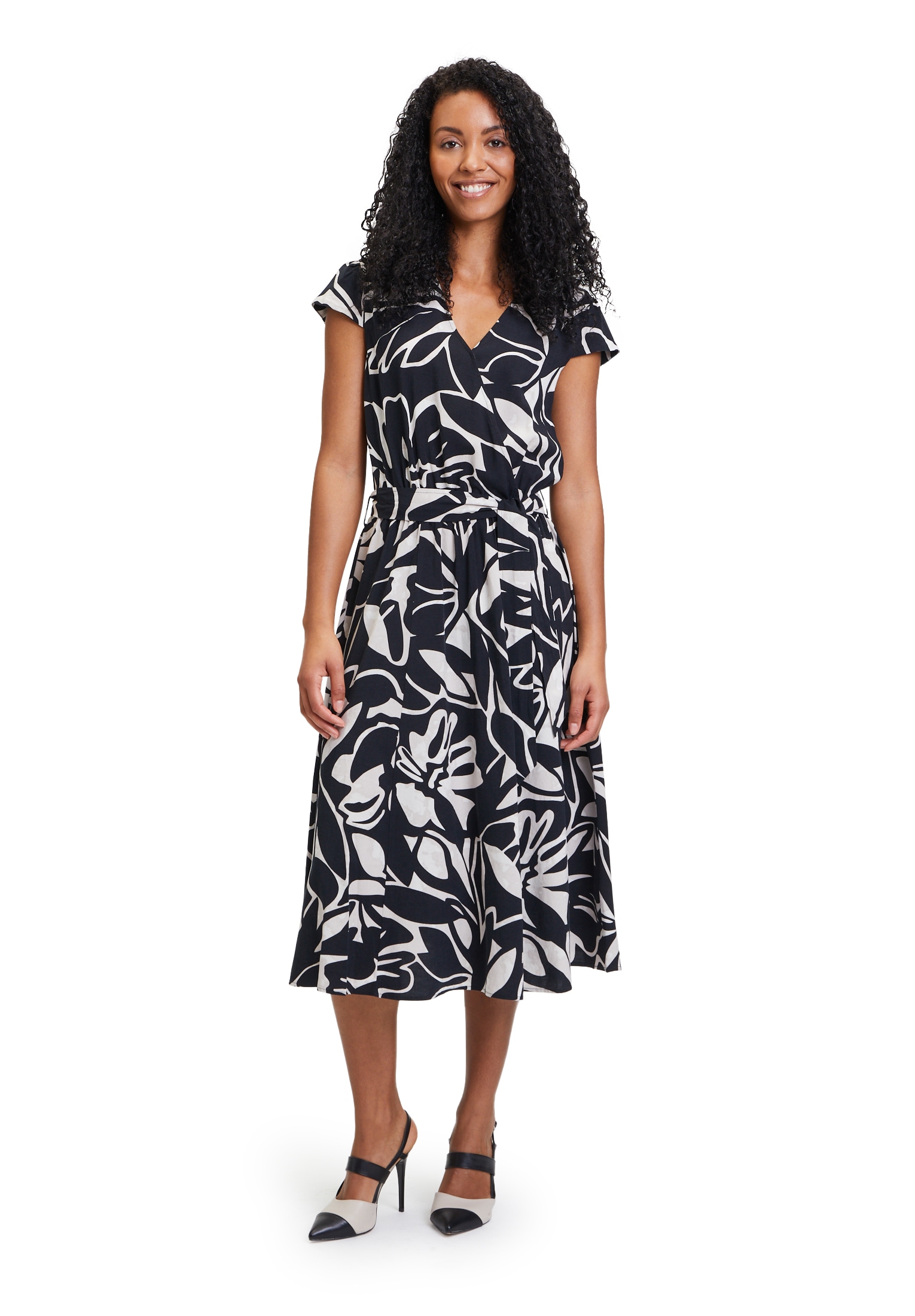 Betty&Co Midikleid "Damen kurzarm" Ohne Tasche Druck günstig online kaufen