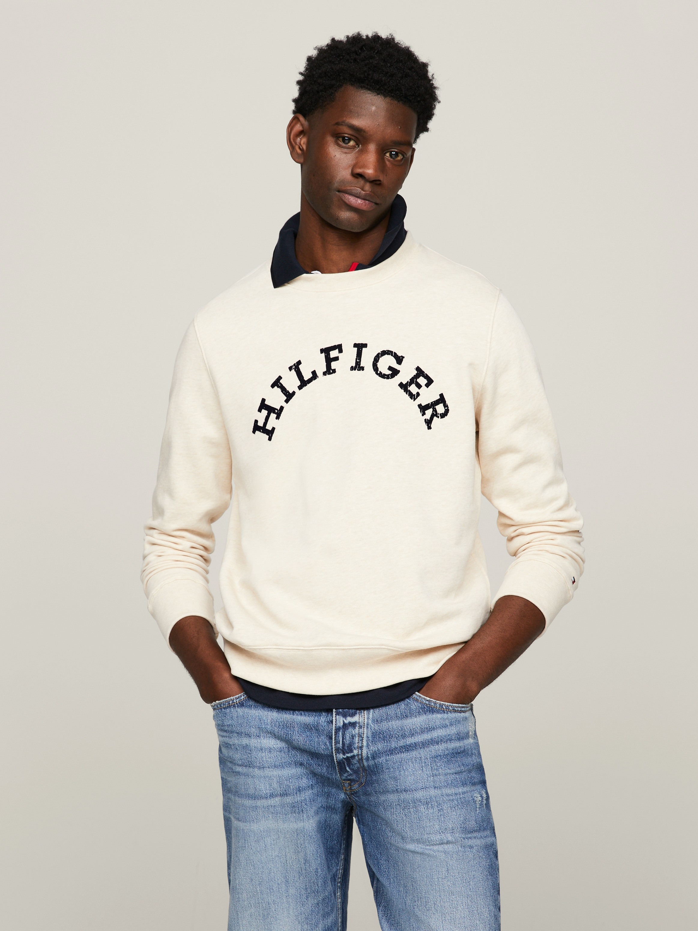 Tommy Hilfiger Sweatshirt "HILFIGER ARCHED HTR SWEATSHIRT", mit gebrochenem günstig online kaufen