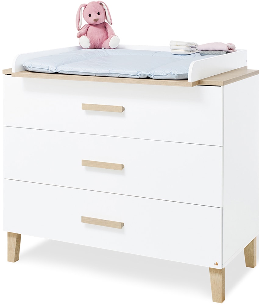 Pinolino® Babyzimmer-Komplettset »Lumi«, (Set, 3 St., Kinderbett, Schrank, Wickelkommode), breit; mit Kinderbett, 2-trg. Schrank und Wickelkommode