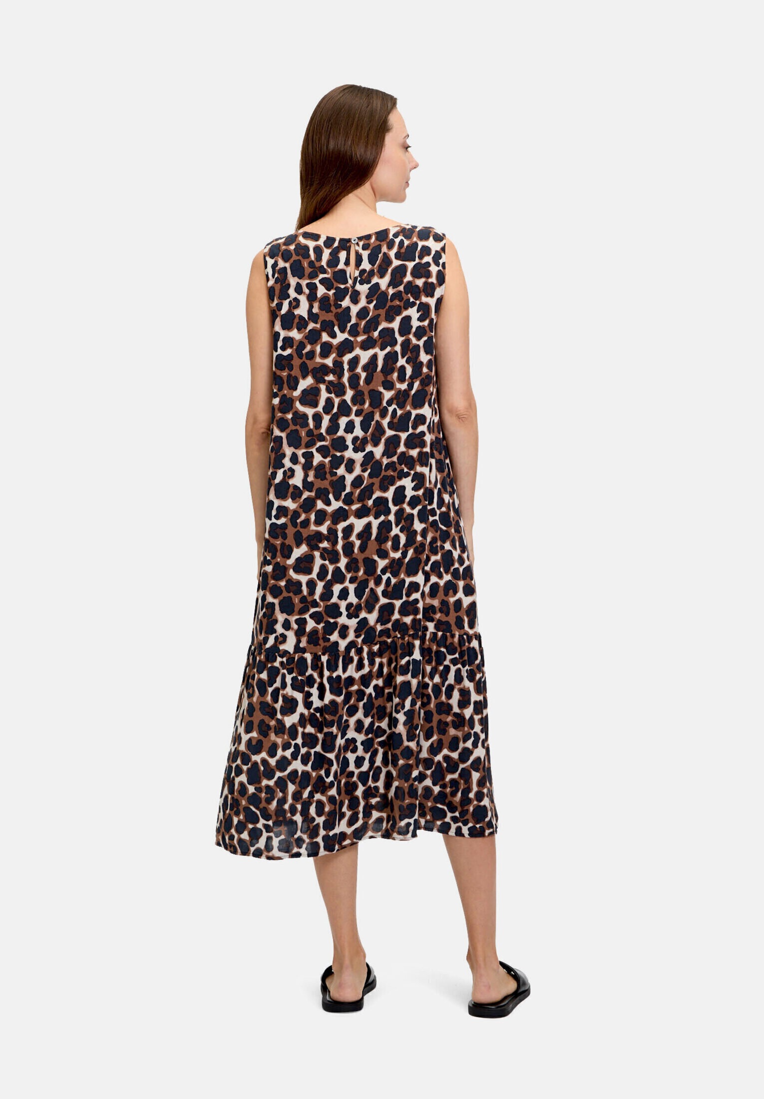 Betty&Co Sommerkleid »Damen im Leo-Look« Ohne Tasche Druck