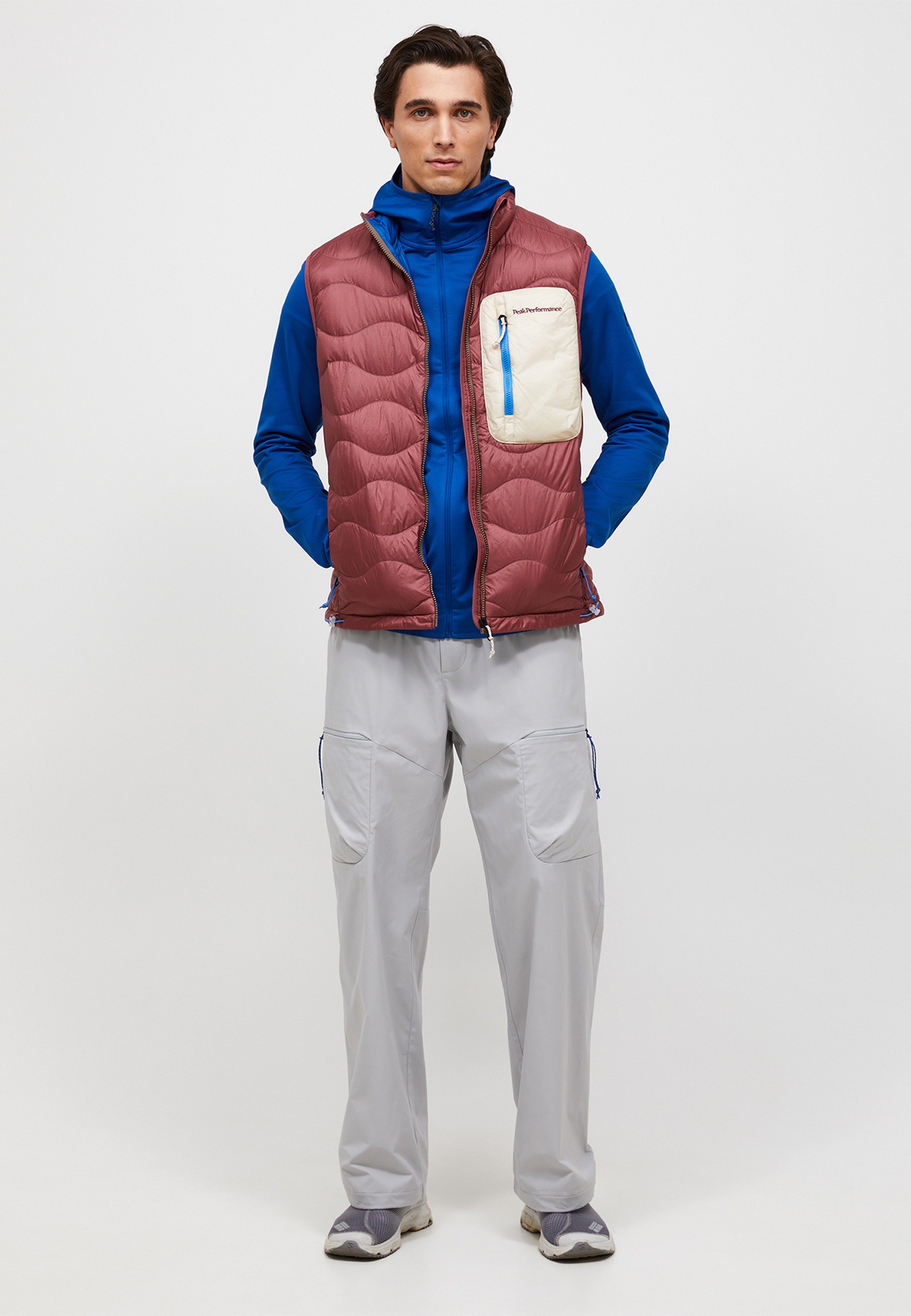 Peak Performance Daunenweste »M Helium Utility Down Vest« mit dezenten Farbdetails