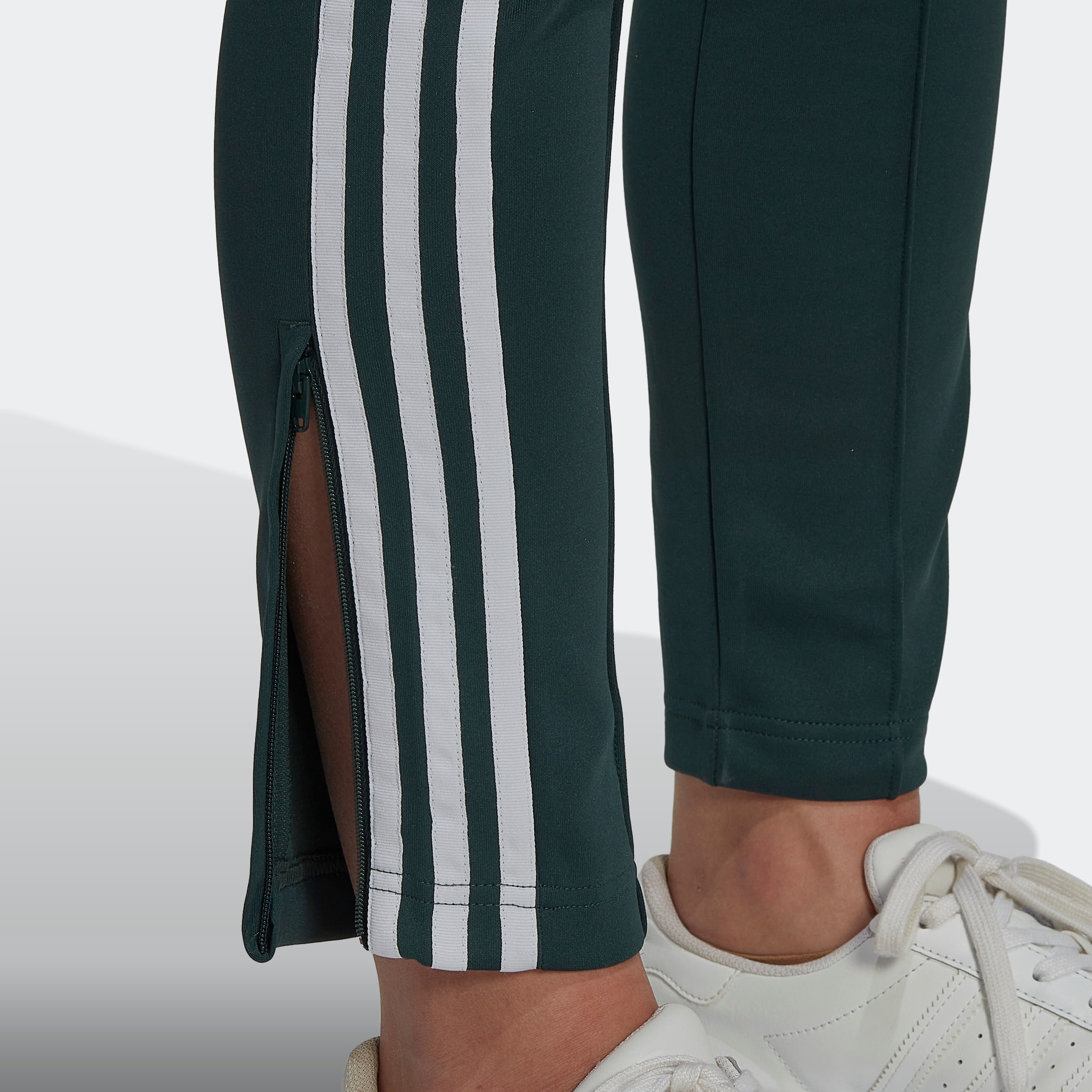 adidas Originals Trainingshose »SST PANTS PB« online bestellen | BAUR | Trainingshosen