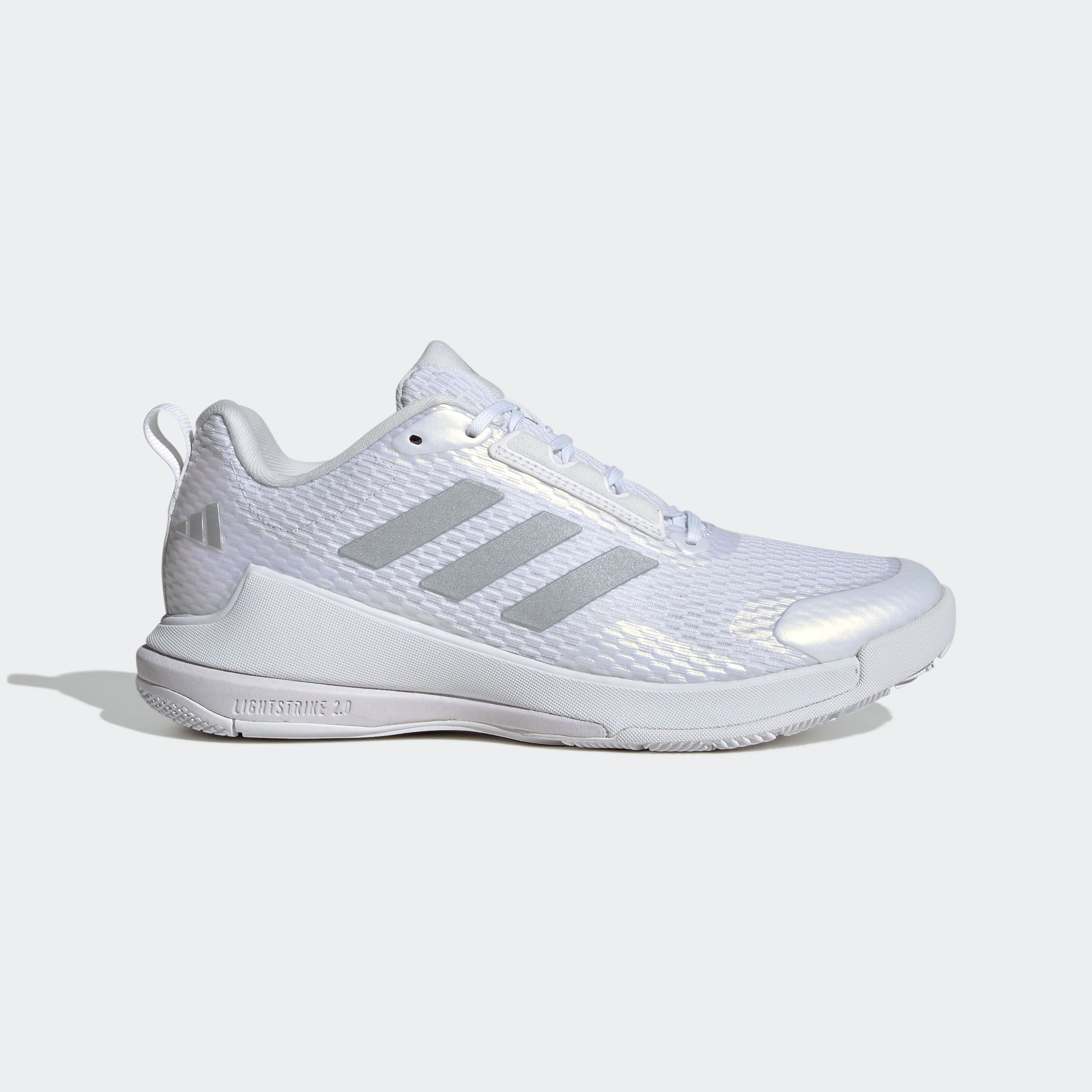 adidas Performance Hallenschuh »NOVAFLIGHT 2 INDOOR«, besonders geeignet für Volleyball und Basketball
