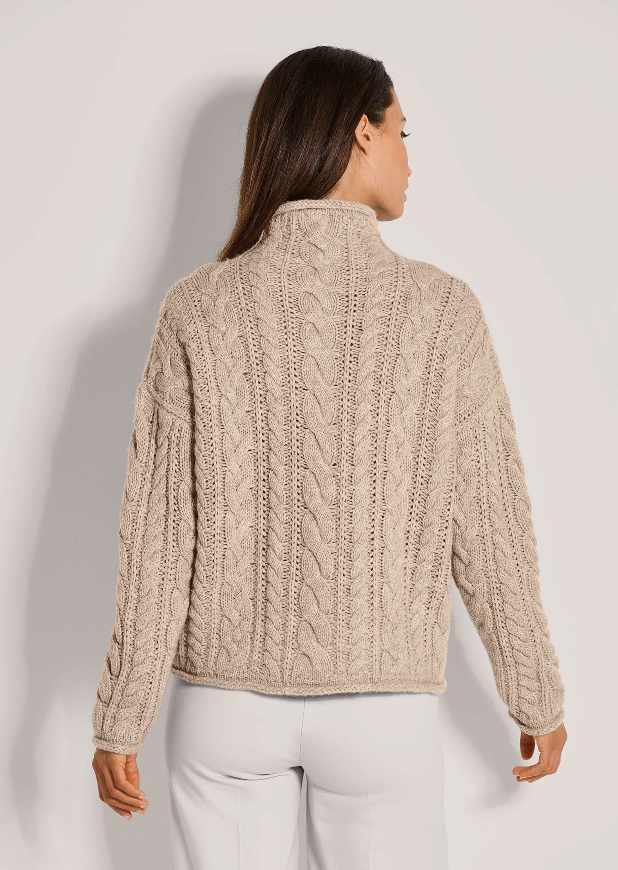 MADELEINE Longpullover »Strickpullover Stilvoller Grobstrickpullover mit Zopfmuster« Mit Zopfmuster