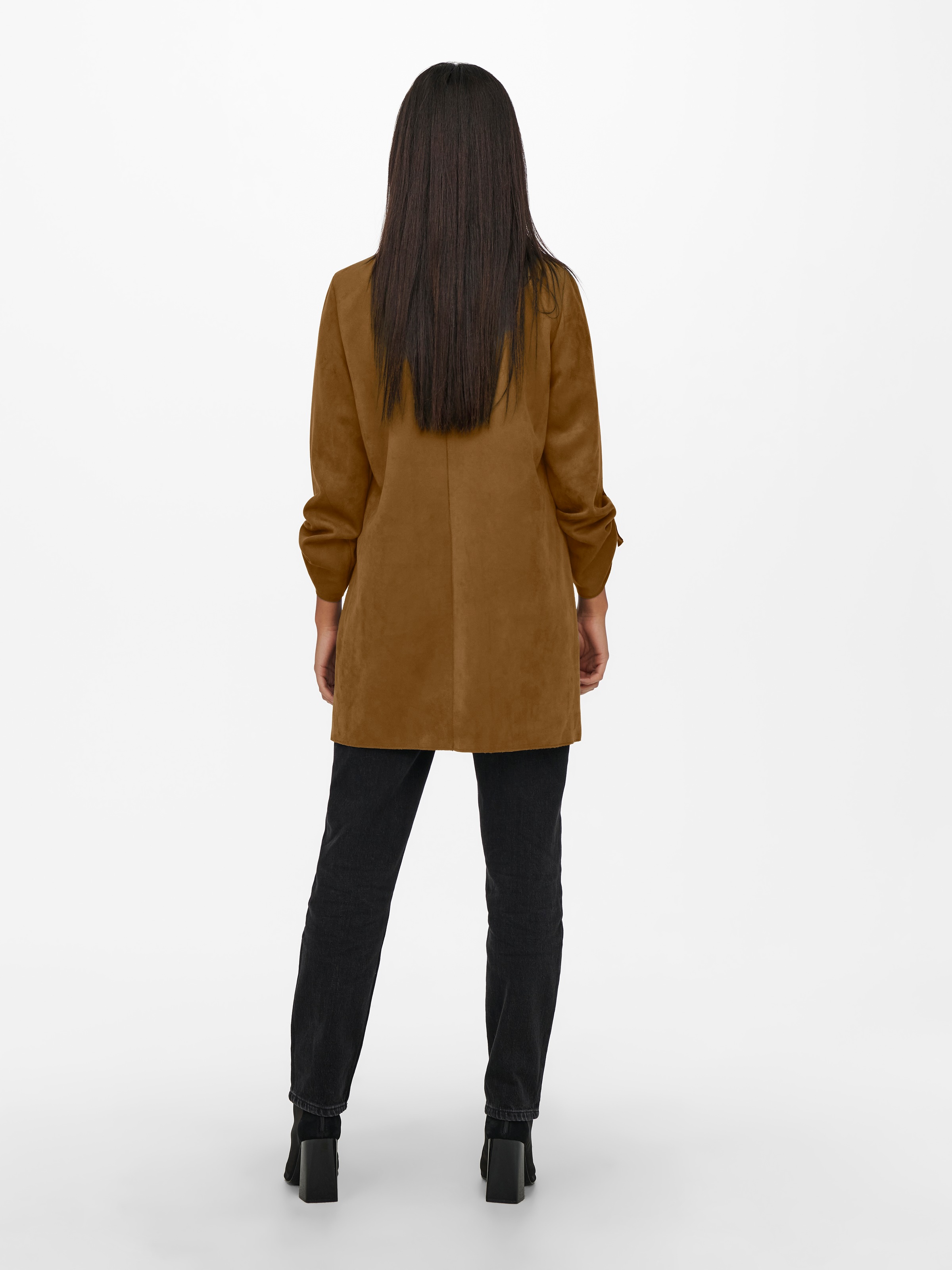 Langjacke ONLY "ONLJOLINE FAUX SUEDE COAT LIFE CC OTW", Damen, Gr. L, braun (cognac), Web, Obermaterial: 92% Polyester, 8% Elasthan, unifarben, regular fit Po-bedeckend, tiefer V-Ausschnitt, mit Riegel, Jacken Langjacke, mit Reverskragen, weiches Wildlede 3