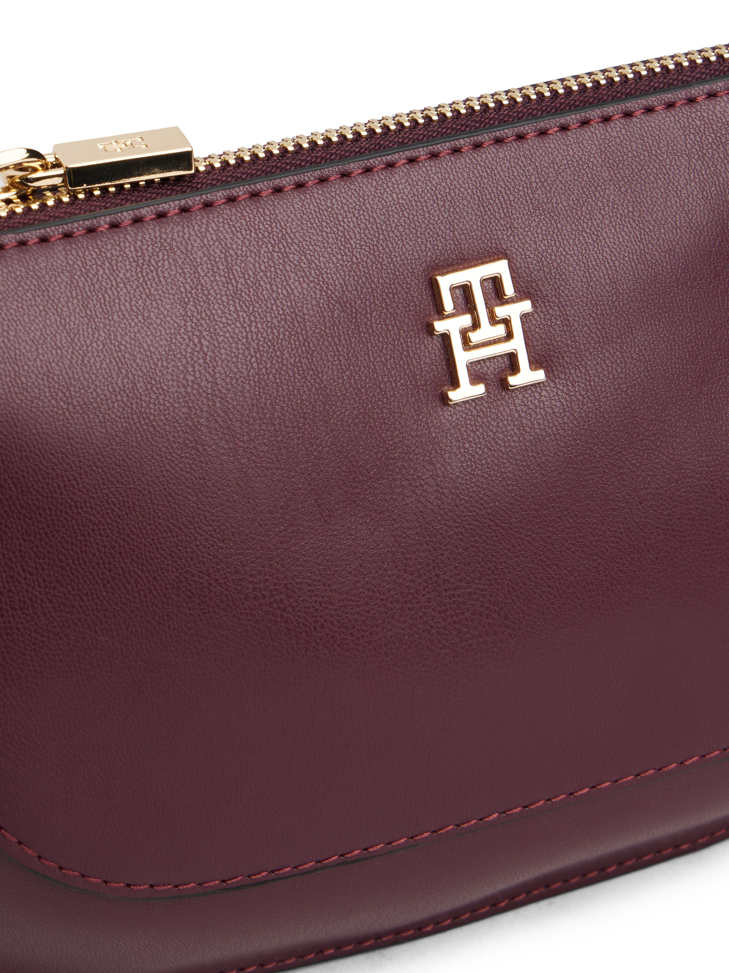 Tommy Hilfiger Umhängetasche »TH GLAM MINI CHAIN CROSSOVER« , Damen Schultertasche, Abendtasche, Zierkette als Umhängeriemen