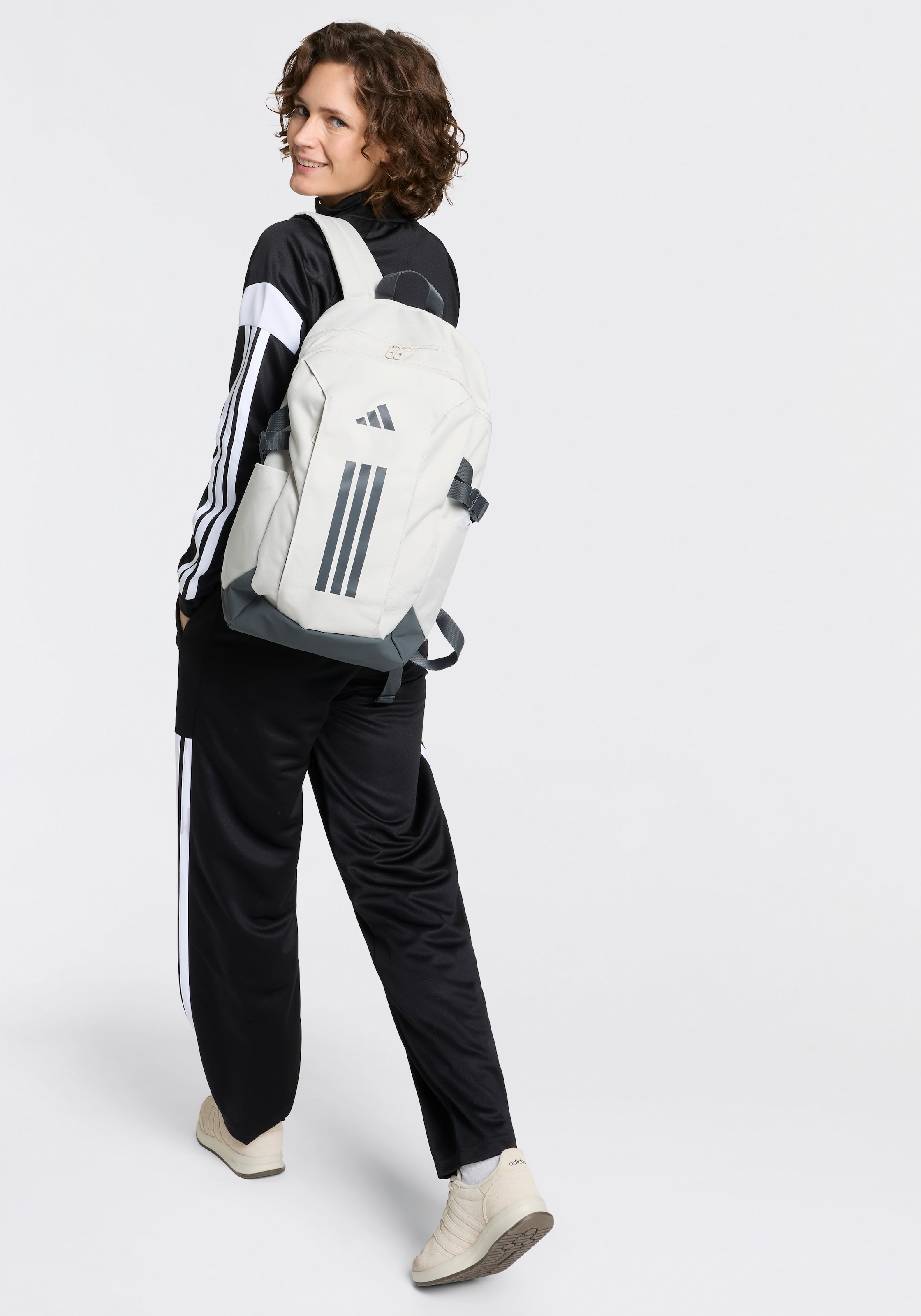 adidas Sportswear Sneaker »RUN 70S 2.0«  inspiriert vom Design des SL72