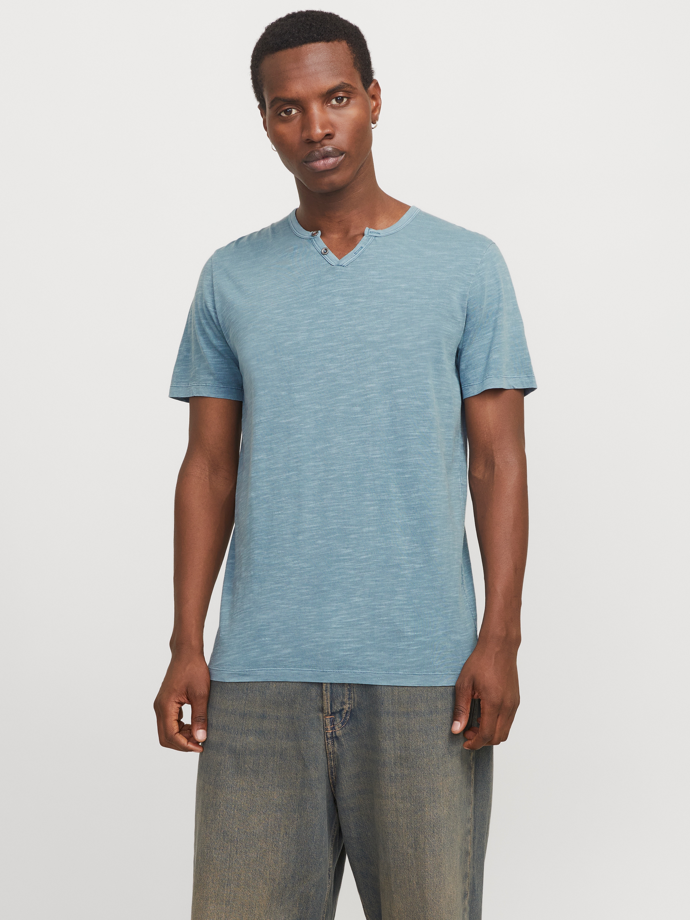 Jack & Jones T-Shirt "SPLIT NECK TEE" mit V-Ausschnitt