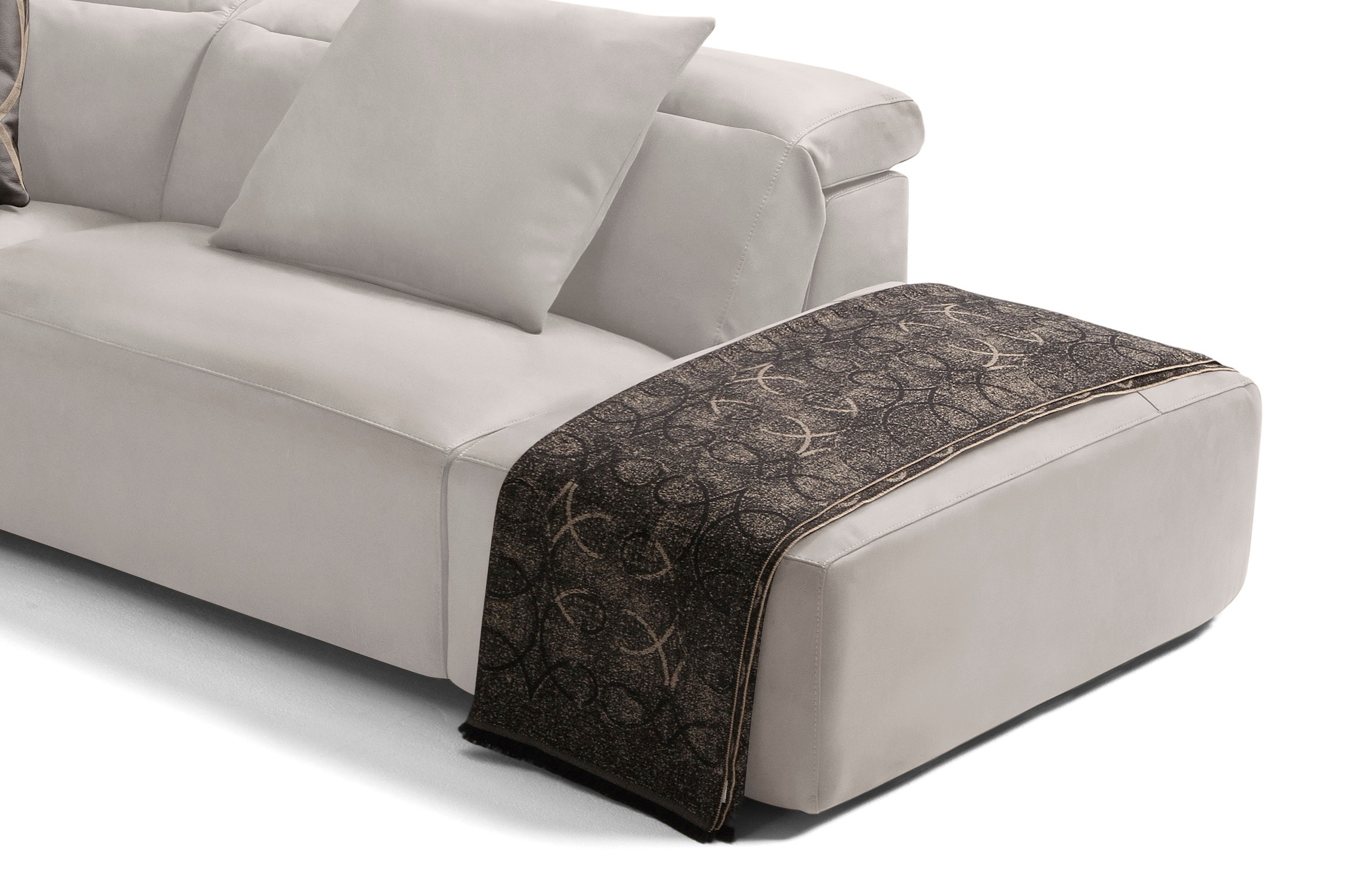 Egoitaliano Ecksofa "Beverly, extravangantes Designsofa mit erstklassigem S günstig online kaufen
