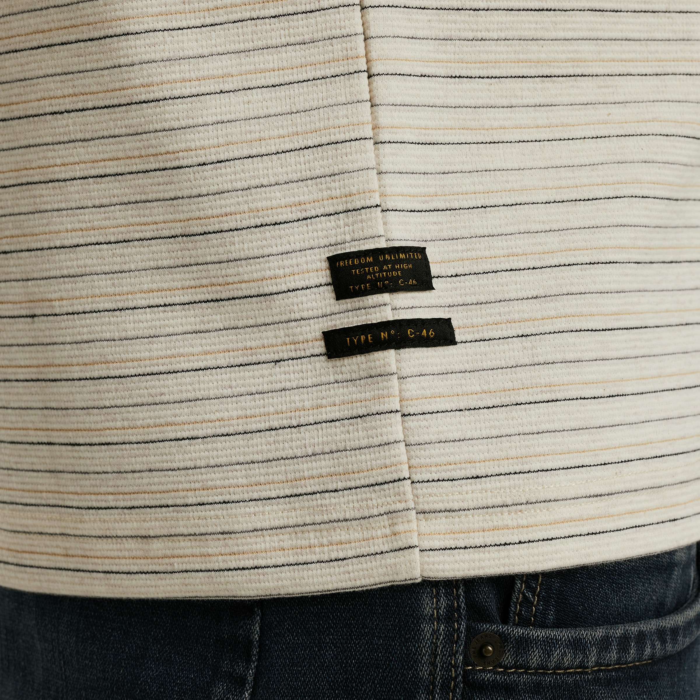 PME LEGEND T-Shirt »Short sleeve r-neck textured yd stripe«, mit Streifen und Logo-Batch