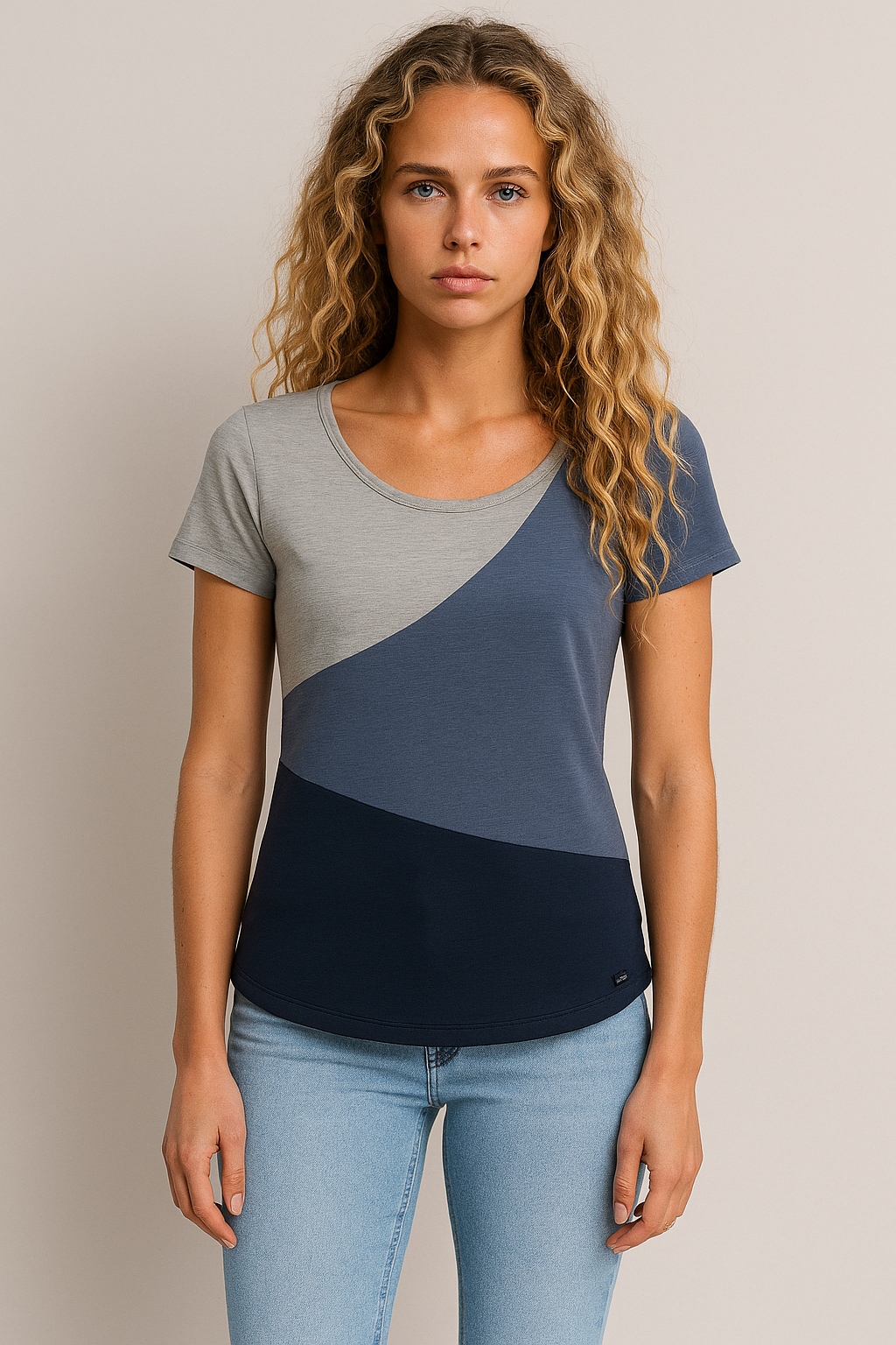 Ragwear Kurzarmshirt "MINT BLOCK O", mit Logo-Patches an Saum und Ärmel günstig online kaufen