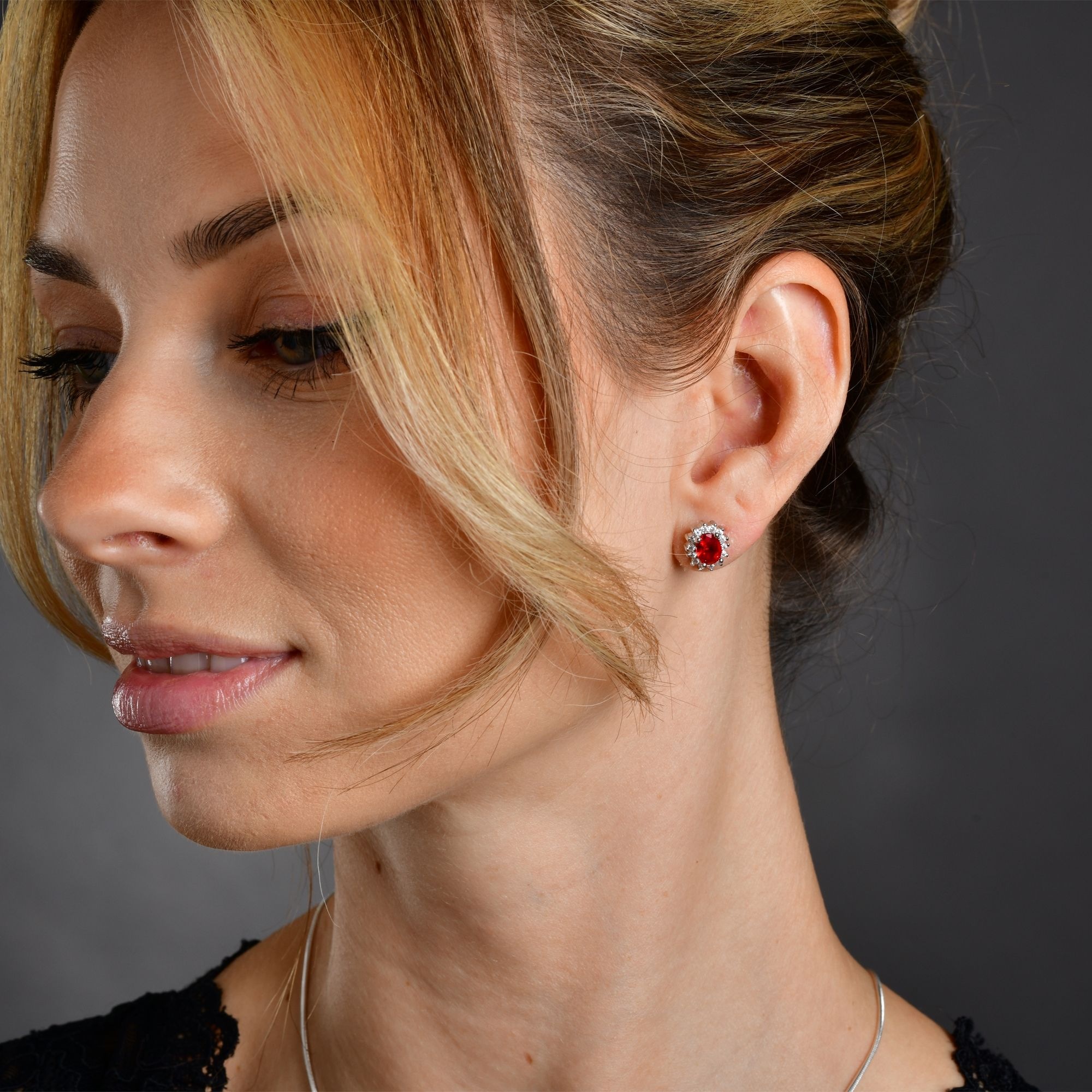 Adelia´s Paar Ohrhänger »Ohrringe – Ohrstecker aus 925 Silber mit Zirkonia« Ein stilvolles Geschenk für besondere Momente