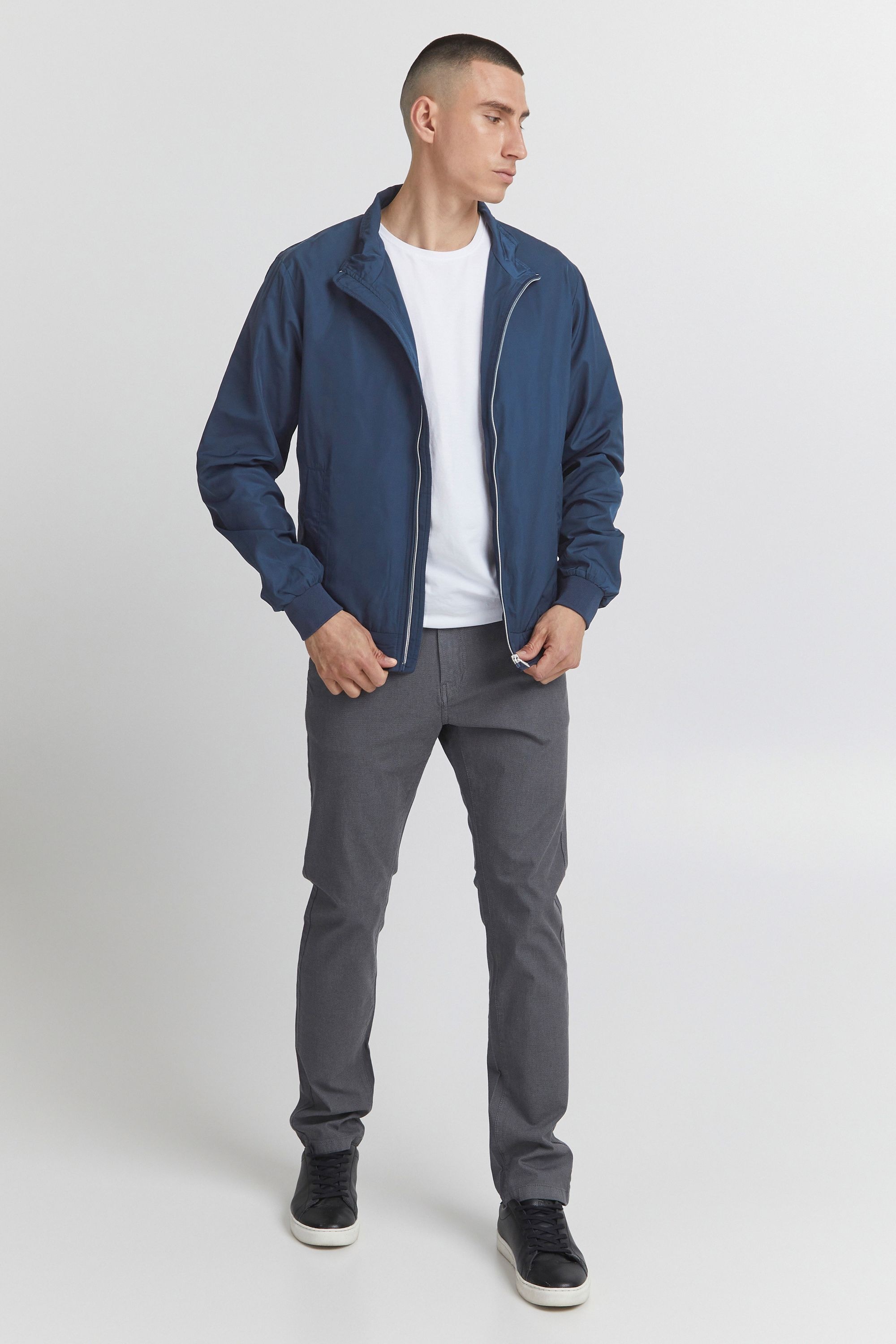 11 Project Bomberjacke »Kapuzensweatshirtjac PRCapal«, mit Kapuze