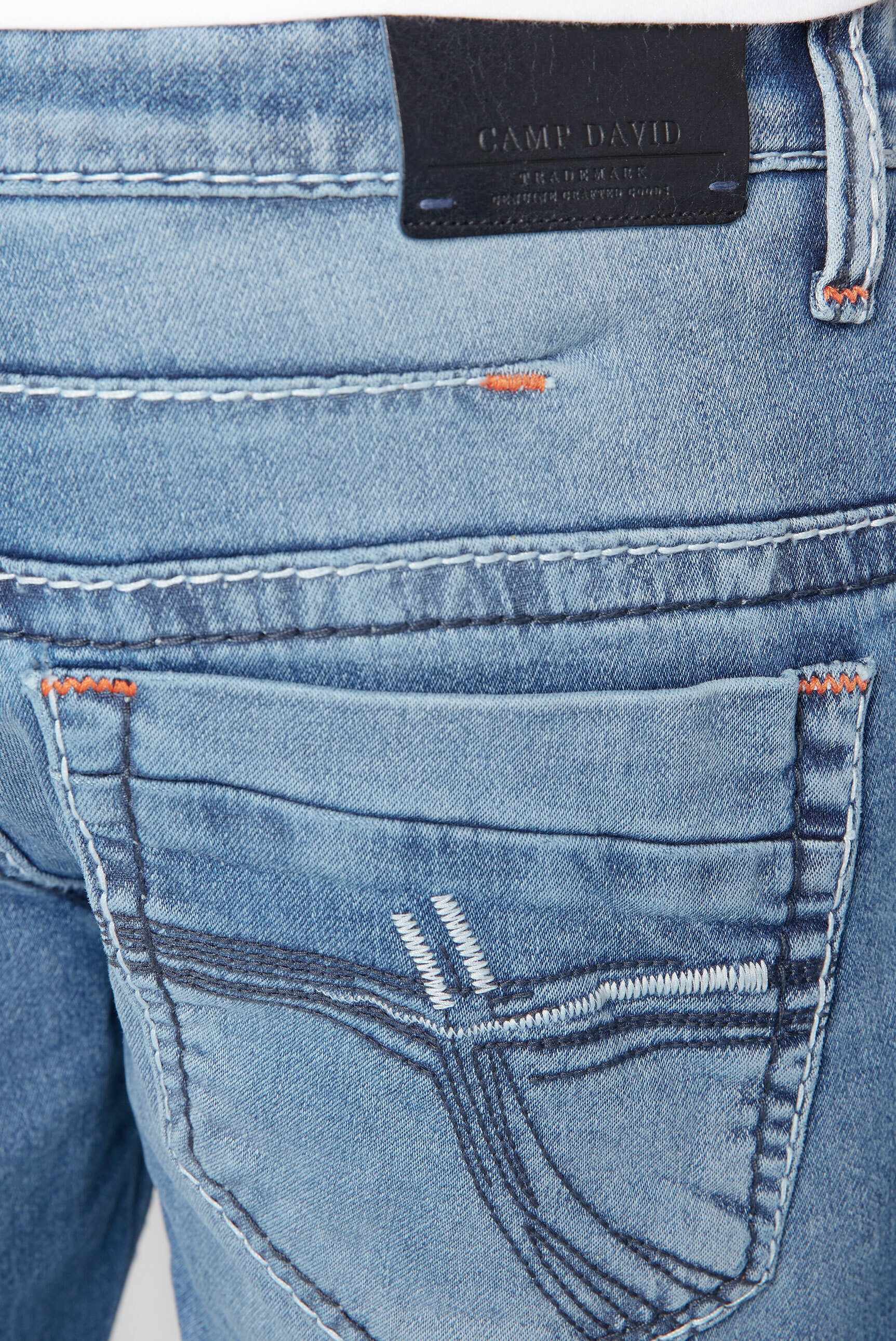 CAMP DAVID Comfort-fit-Jeans, mit breiten Nähten