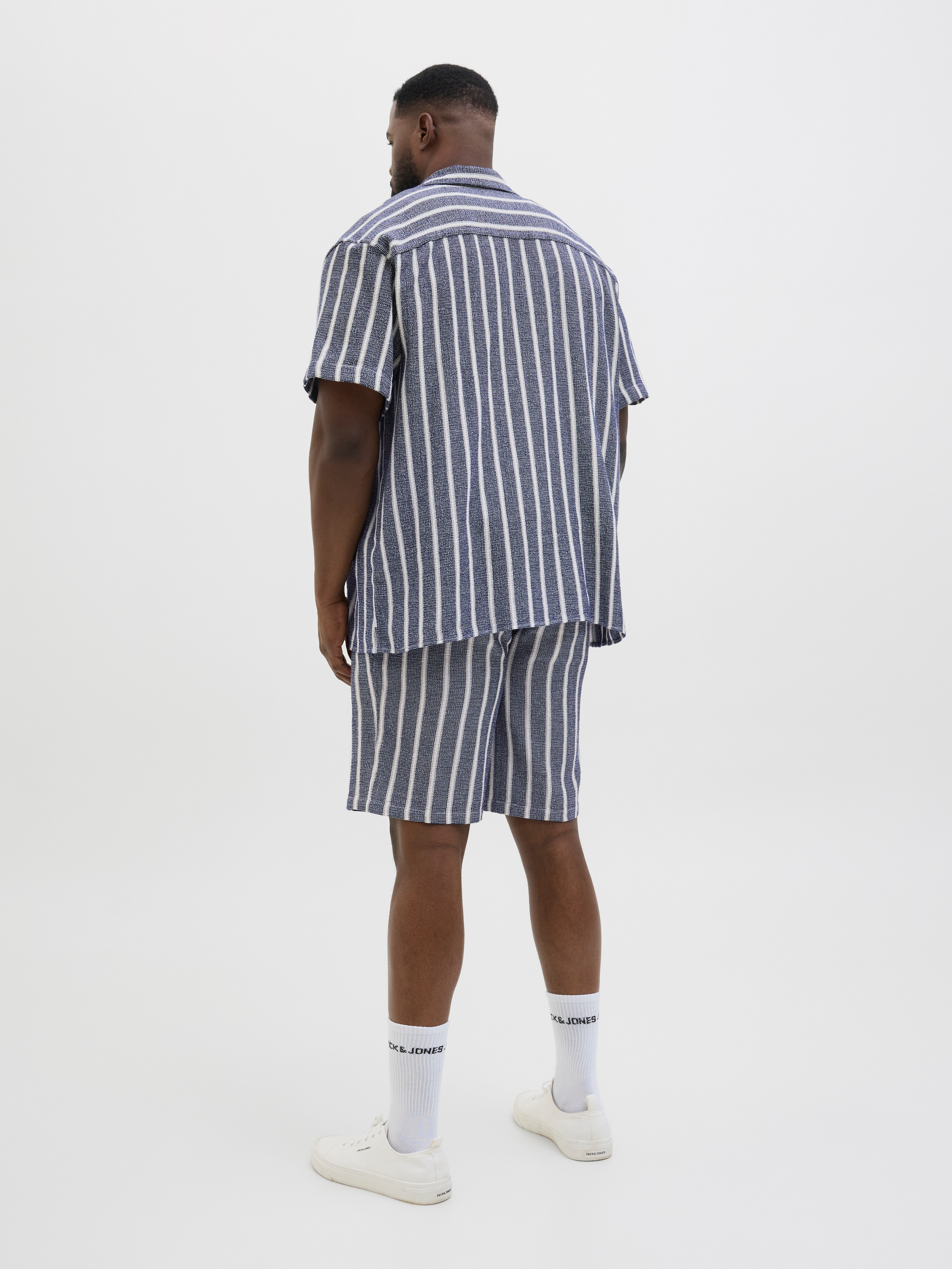 Jack & Jones PlusSize Sweatshorts »JPSTJAIDEN COBA STRIPE JOG SHORT SN PLS«