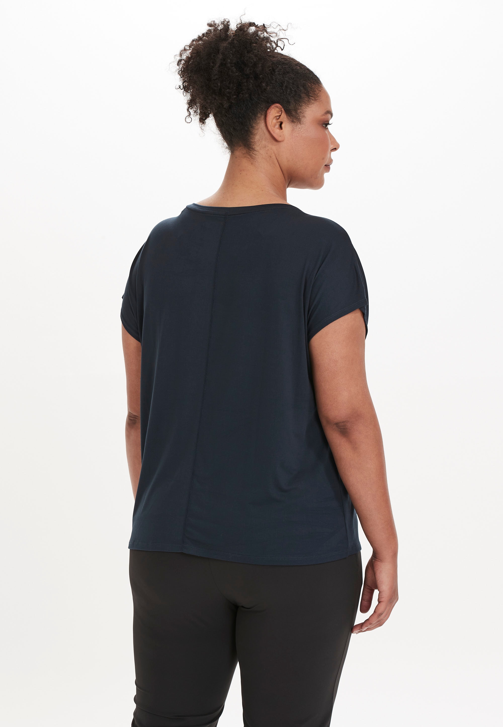 Q by Endurance Funktionsshirt »Jenirei«, (1 tlg.), mit atmungsaktivem Recycling-Polyester