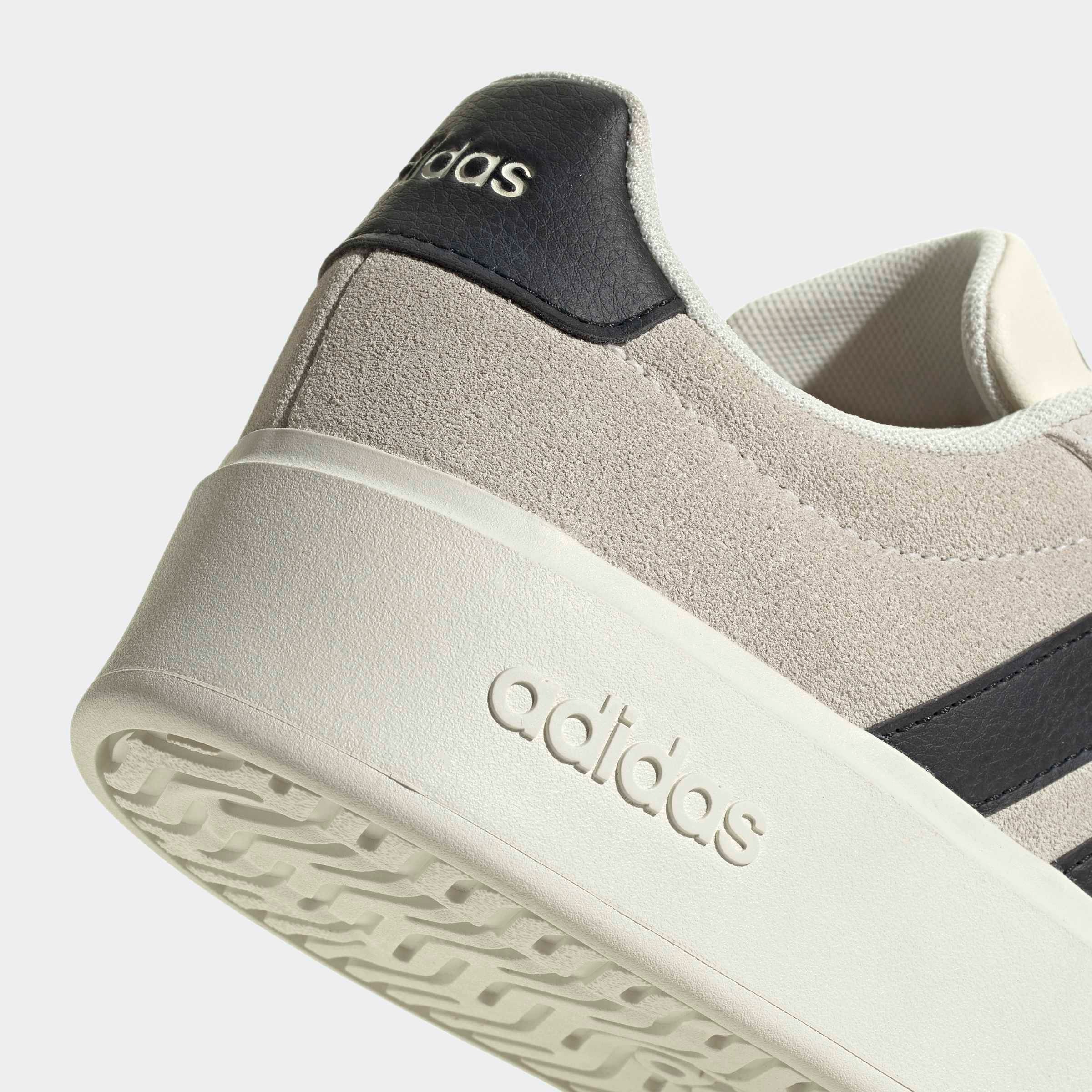 adidas Sportswear Plateausneaker »STREETTALK BOLD«  inspiriert vom Design des adidas Superstar, mit Leo Print