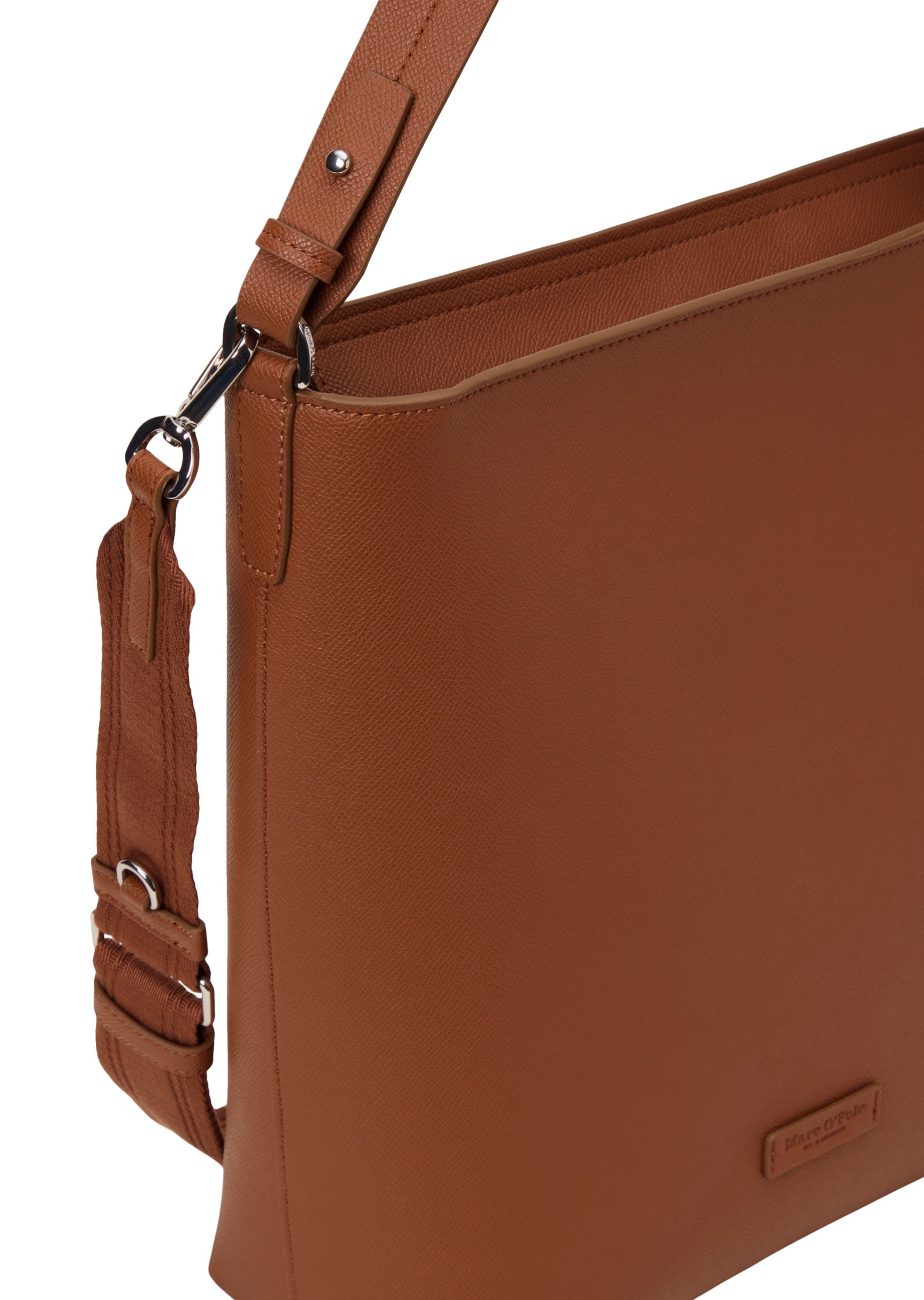 Marc O'Polo Umhängetasche »aus einer Lederalternative aus recyceltem Polyester«