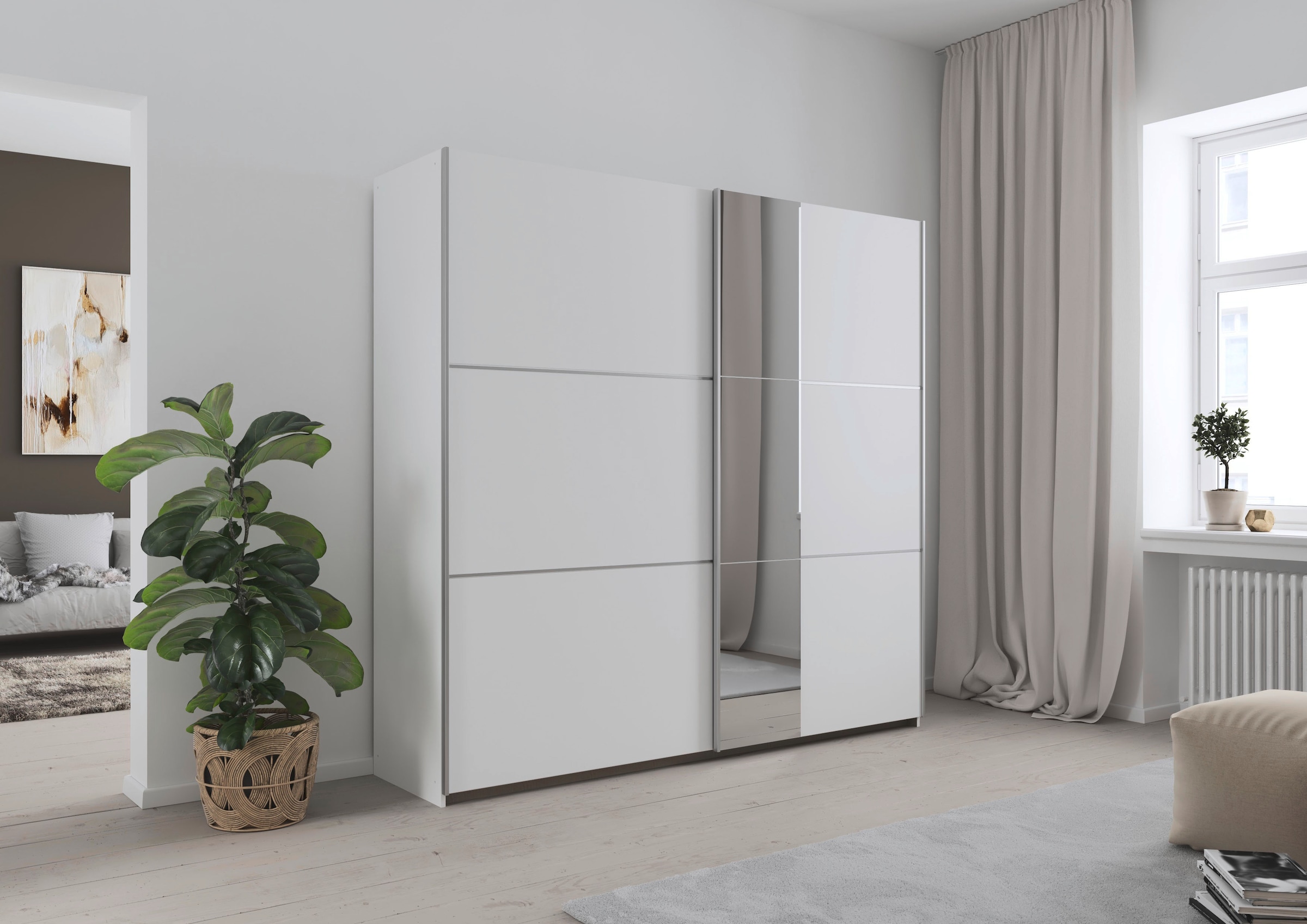 rauch Schwebetürenschrank »Kleiderschrank Schrank Garderobe TOPSELLER ASTANA OTTO´s CHOICE« 3 Ausstattungen BASIC/CLASSIC/PREMIUM, Breiten 175/218/261 cm,  mit 3 Spiegelelementen, Metallgriffleisten alufarbig MADE IN GERMANY