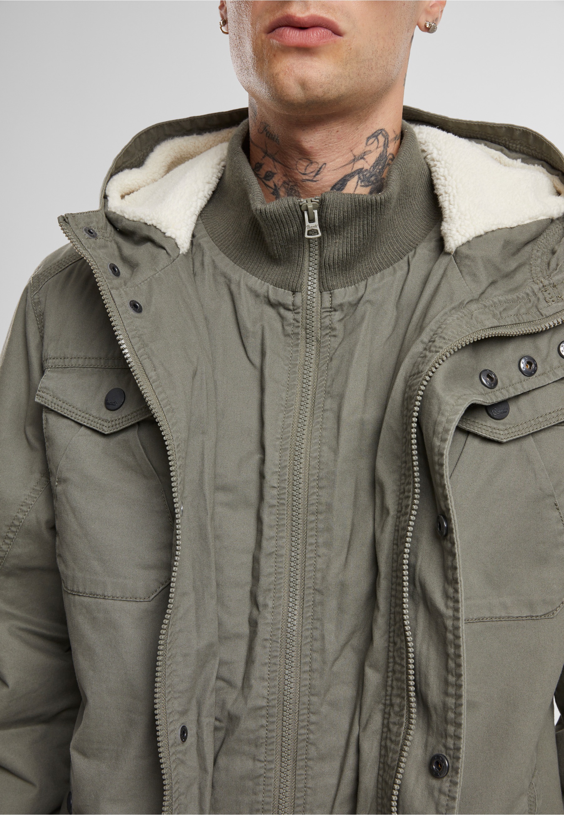 Brandit Winterjacke »Brandit Brandit Men Meadow Jacket« 1 Stk. tlg. mit Kapuze