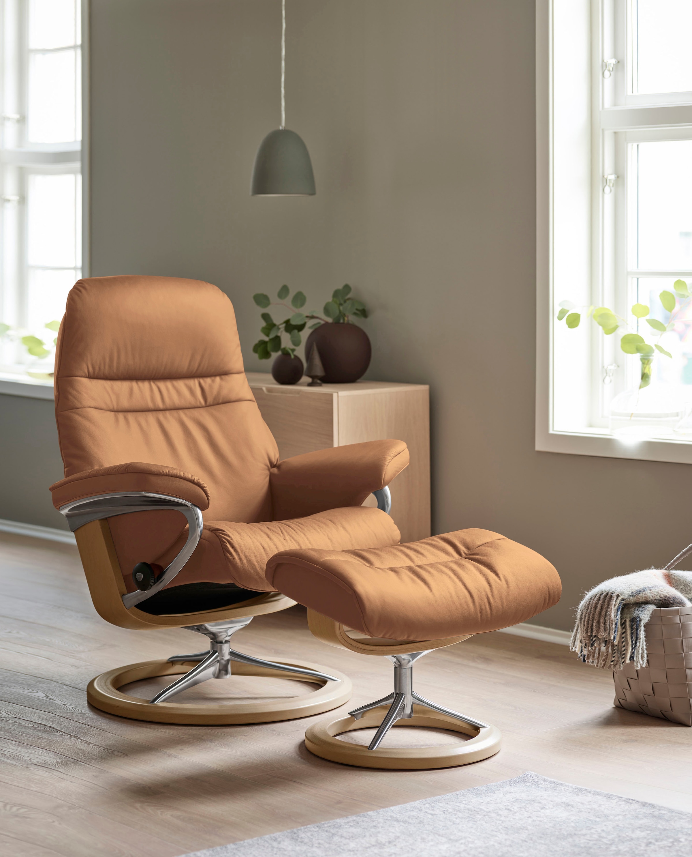 Stressless Relaxsessel "Sunrise" mit Signature Base, Größe M, Gestell Eiche, in 2 Bezugsqualitäten lieferbar