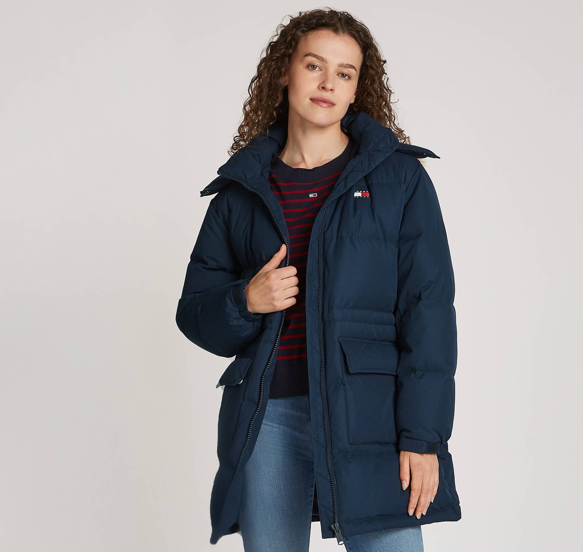 Tommy Jeans Steppjacke "TJW MIDI ALASKA FAUX FUR" mit Kapuze mit Fellimitat günstig online kaufen