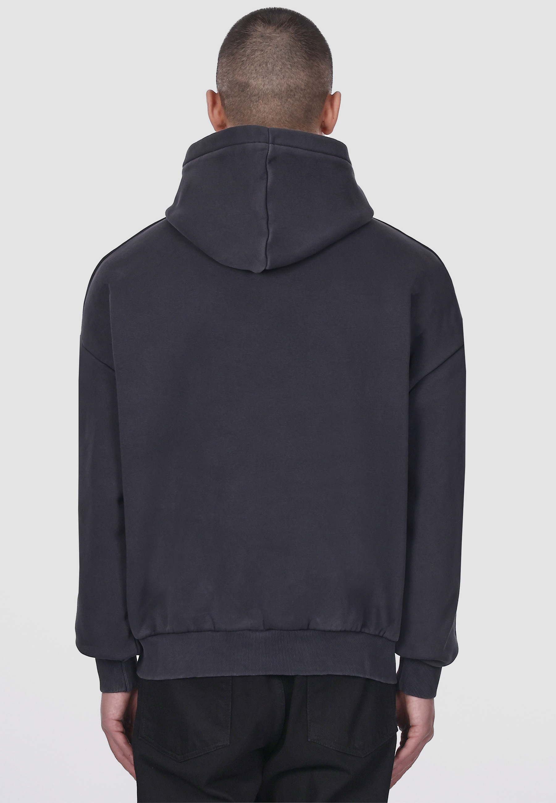 Dropsize Kapuzensweatshirt »Dropsize HEAVY OVERSIZE EMBO HOODIE«, 1 Stk.
