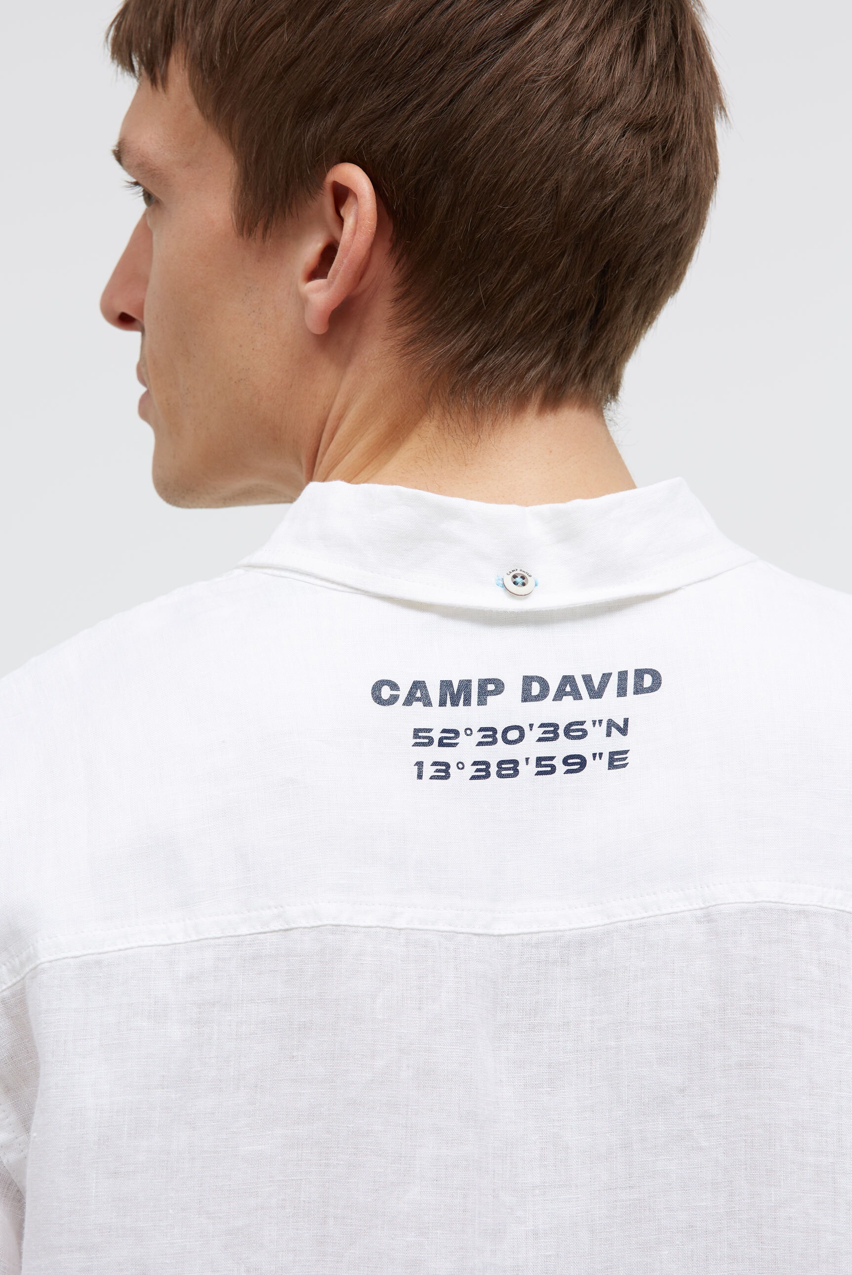 CAMP DAVID Kurzarmhemd mit Kentkragen