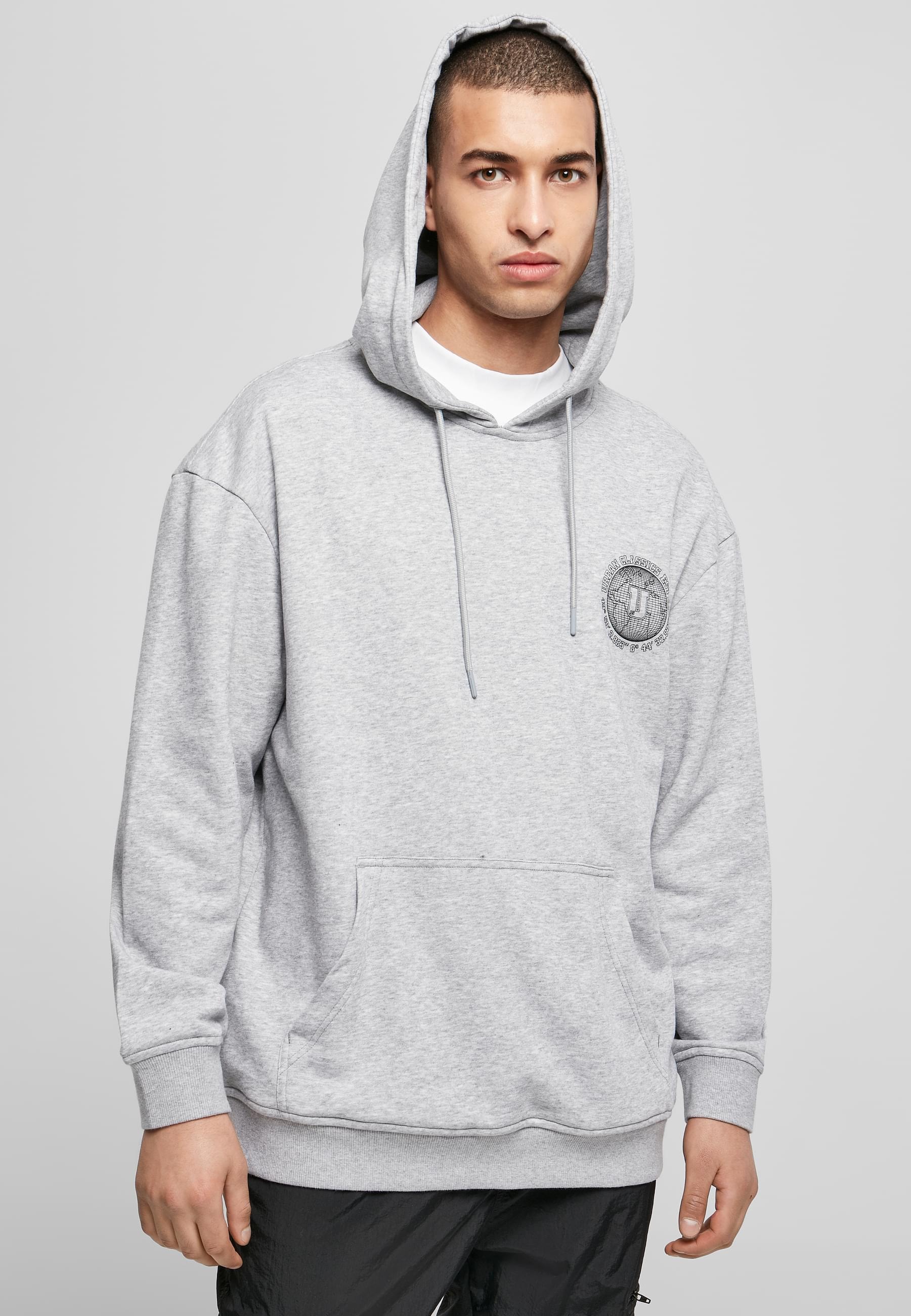 URBAN CLASSICS Sweatshirt »Urban Classics Herren Globetrotter Hoody«, (1 tlg.)