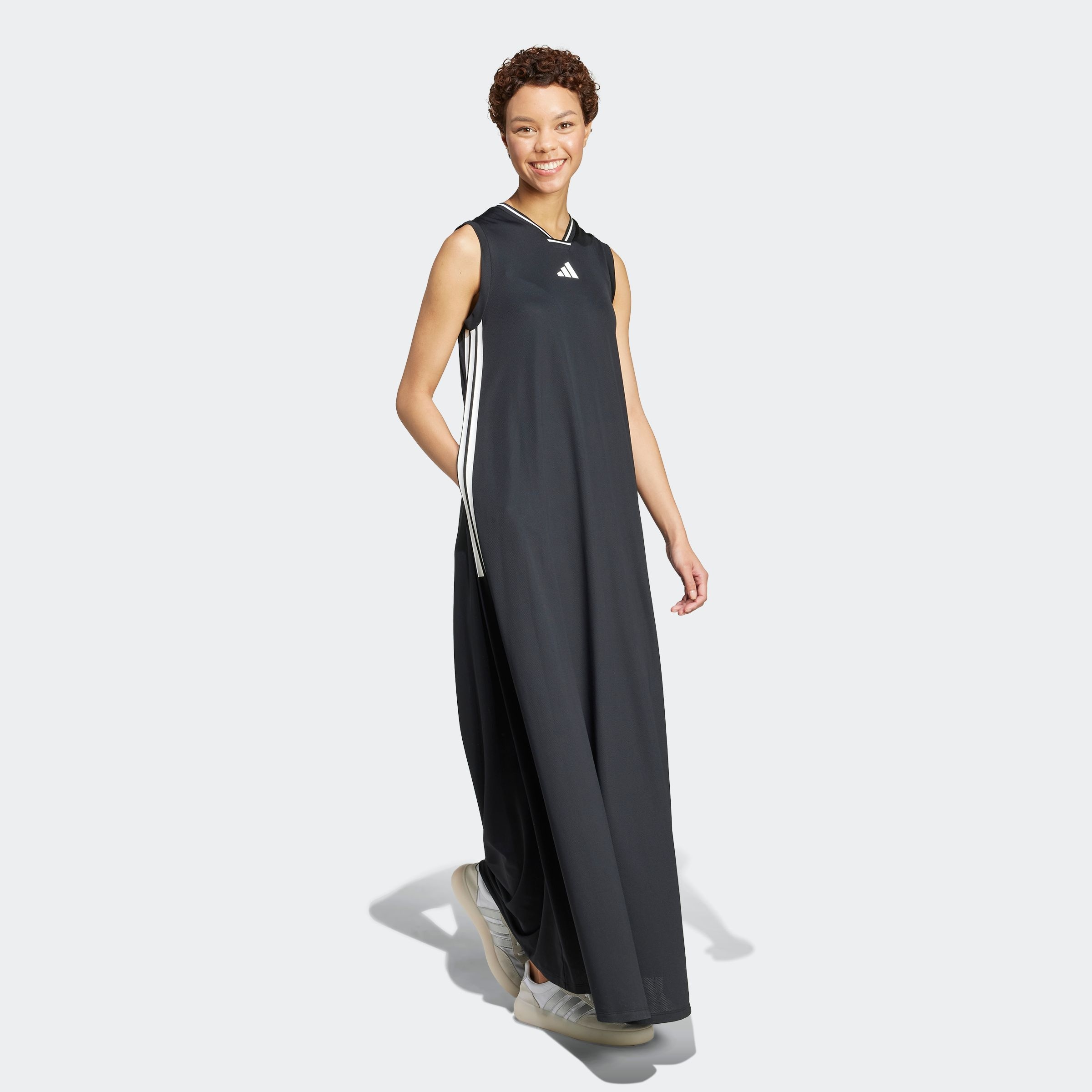 adidas Sportswear Shirtkleid "W TIRO Q2 DRE", (1 tlg.) günstig online kaufen