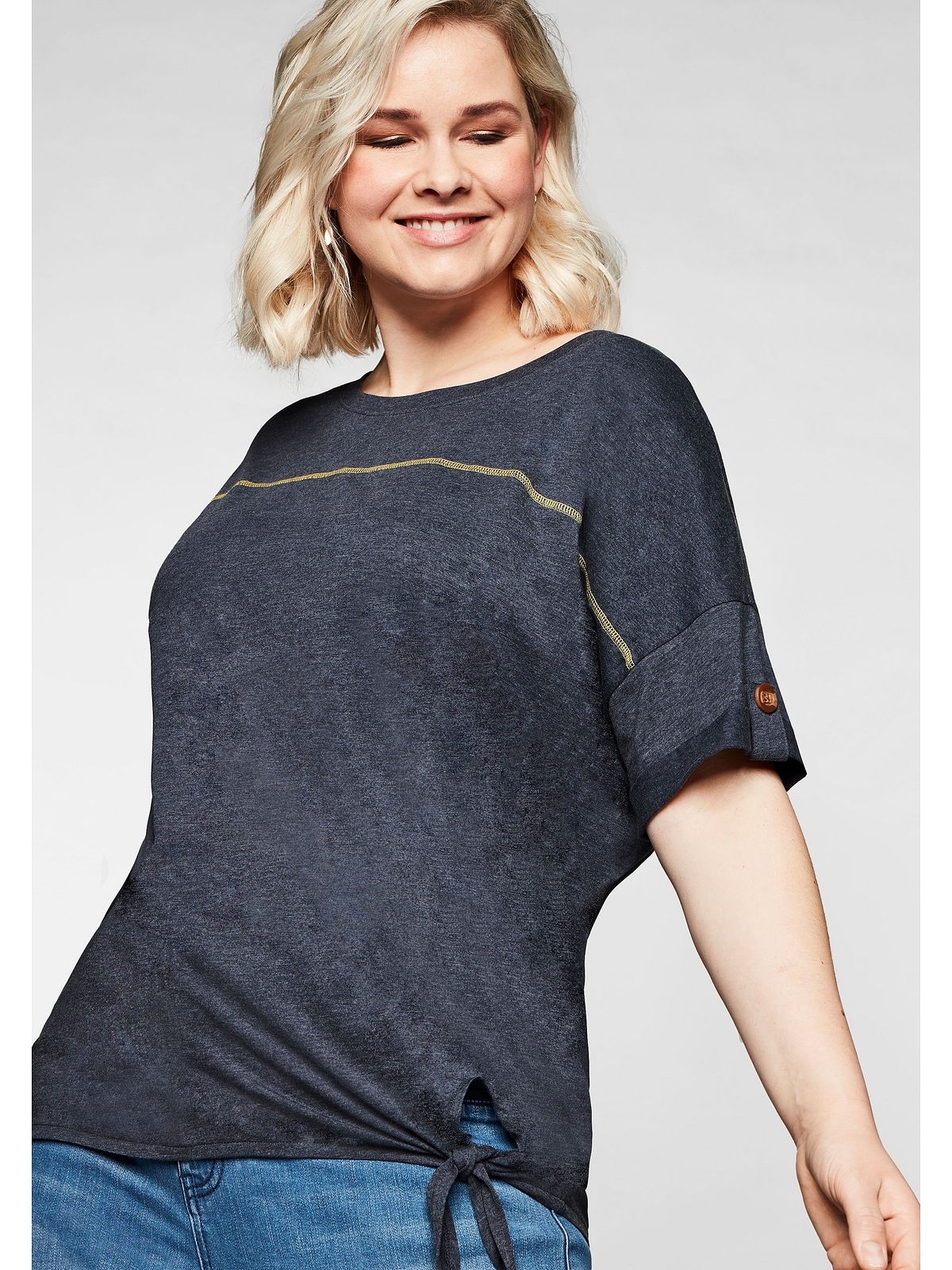 und Größen«, Saum »Große kaufen Sheego Ziernaht online Knotendetail mit T-Shirt | BAUR am