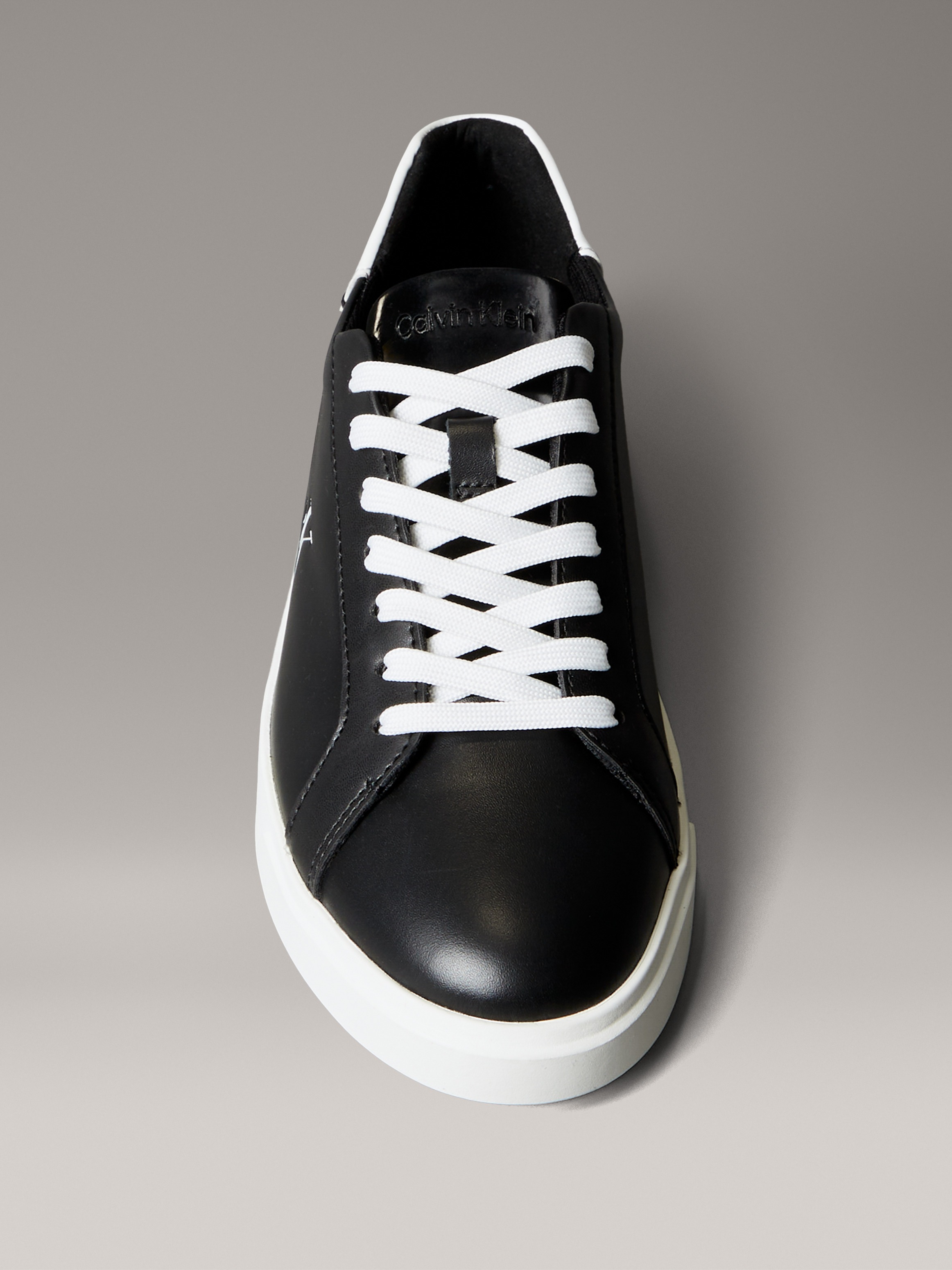 Calvin Klein Sneaker »LOW PRO CUPS LTH MG«, Schnürschuh, Halbschuh, Freizeitschuh mit seitlichem CK-Logo