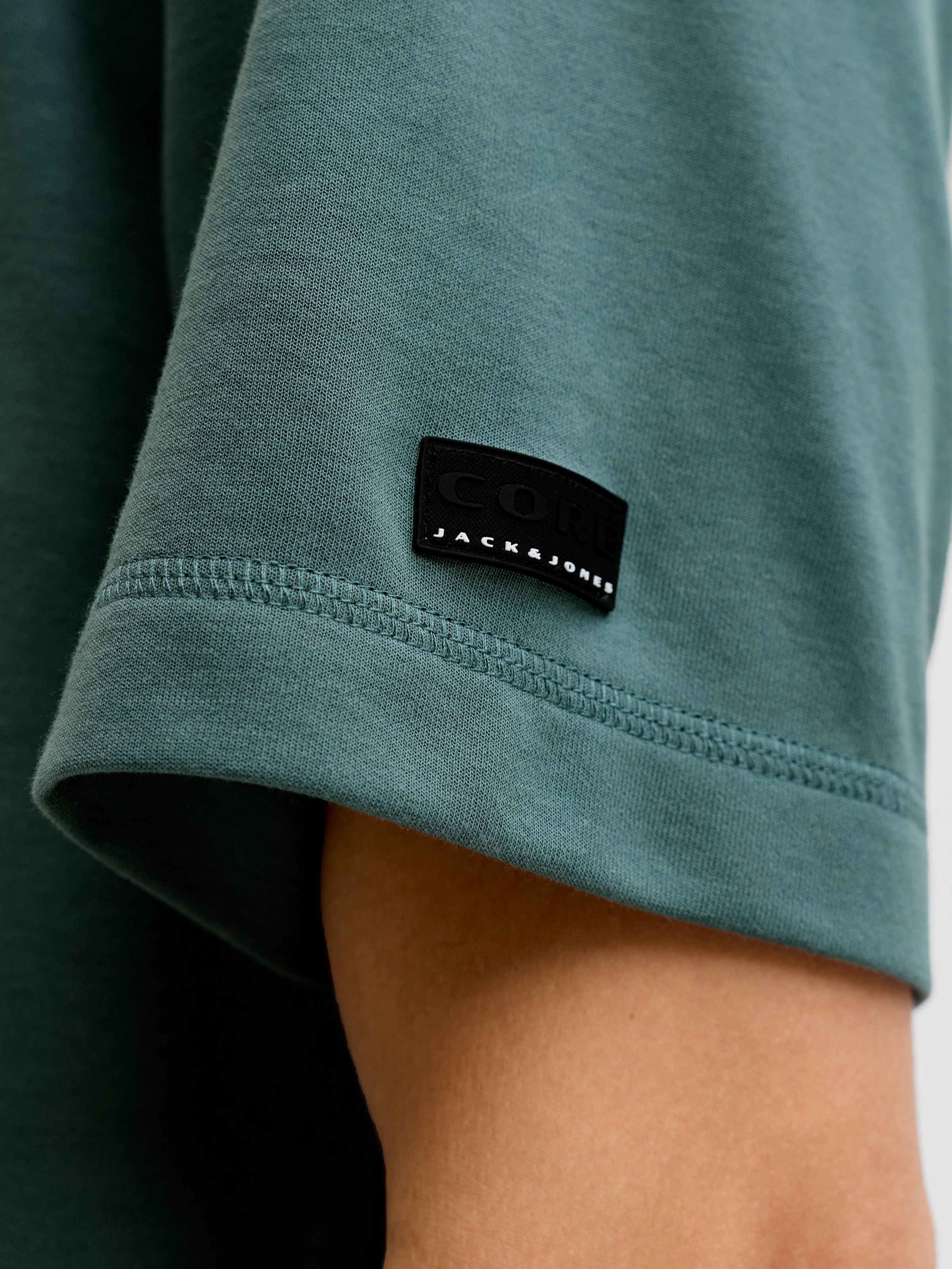 Thumbnail - Jack & Jones PlusSize T-Shirt "JCOFUSION BADGE TEE SS CREW NECK PLS"