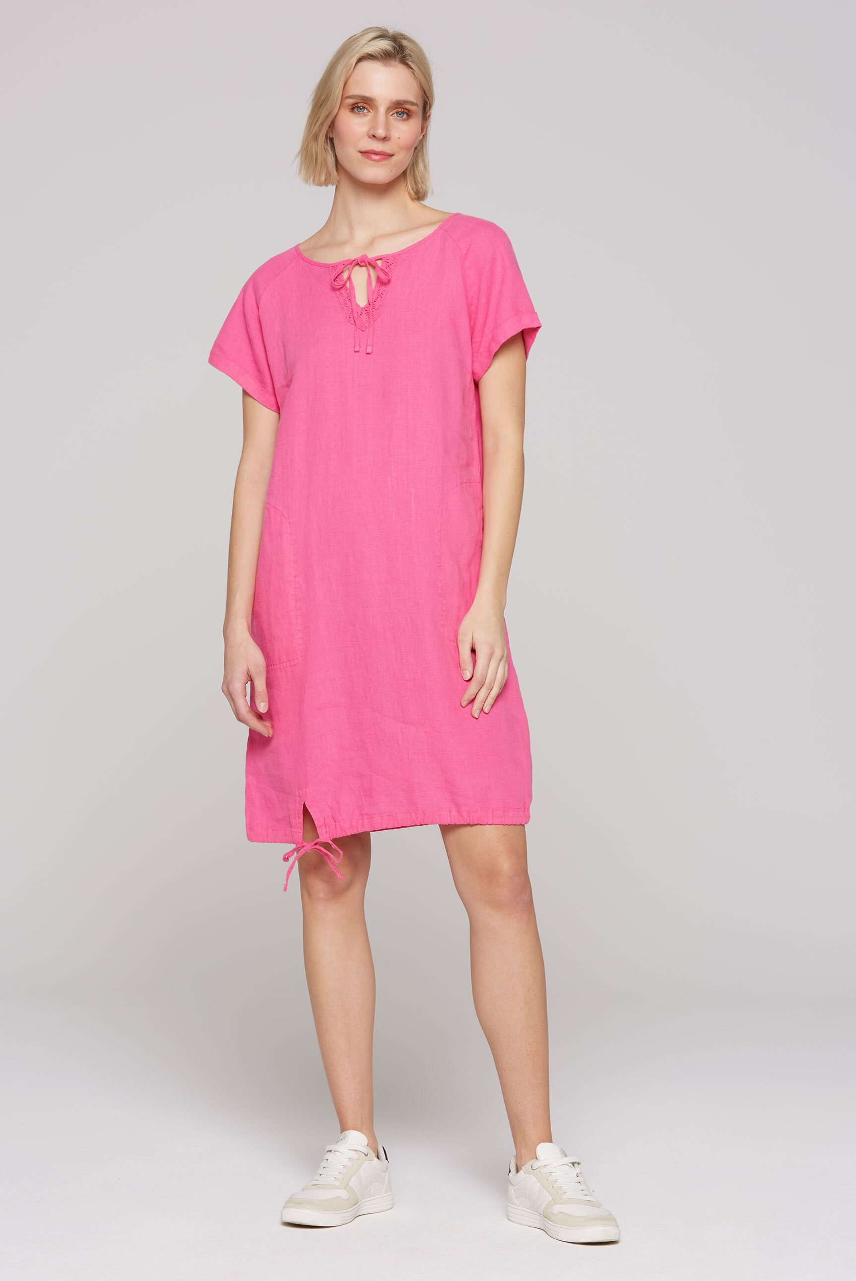 SOCCX Sommerkleid, mit Taschen