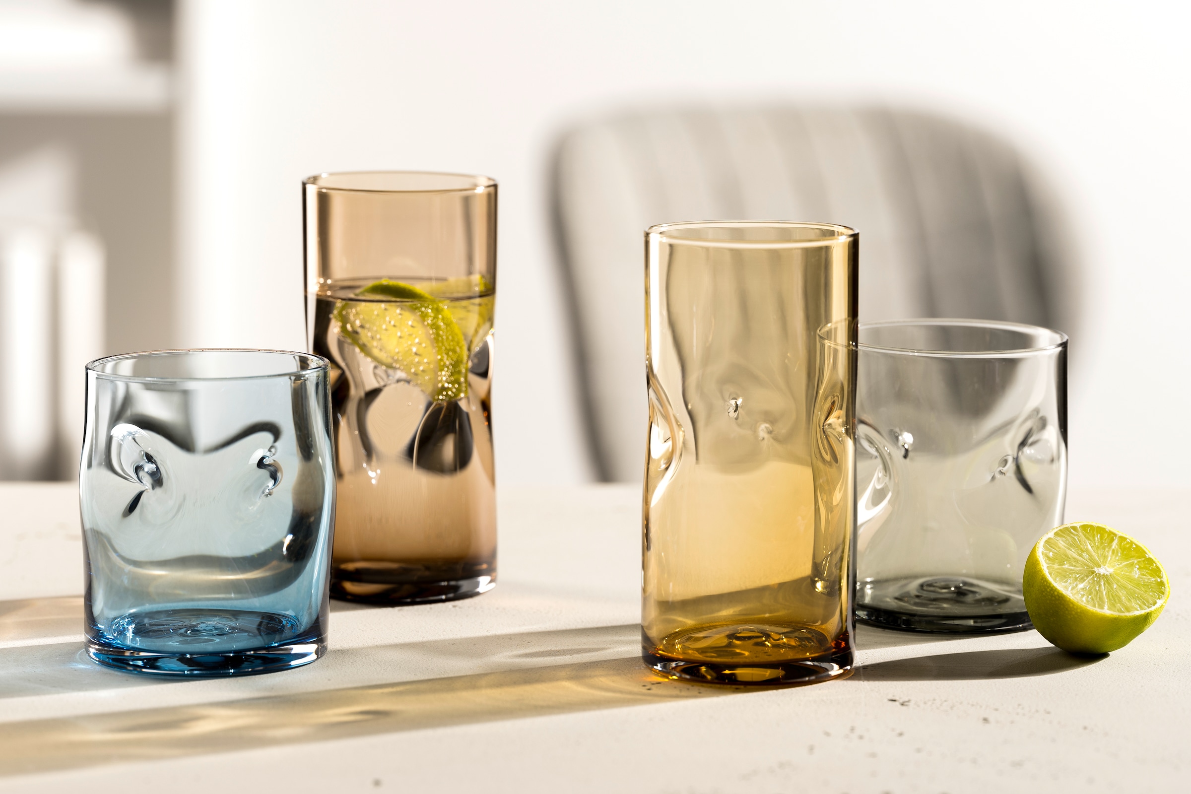 LEONARDO Gläser-Set »Trinkglas VESUVIO, 300 ml, 4er-Set«, (Set, 4 tlg.), konische Form, markantes Design - mit Einquetschungen