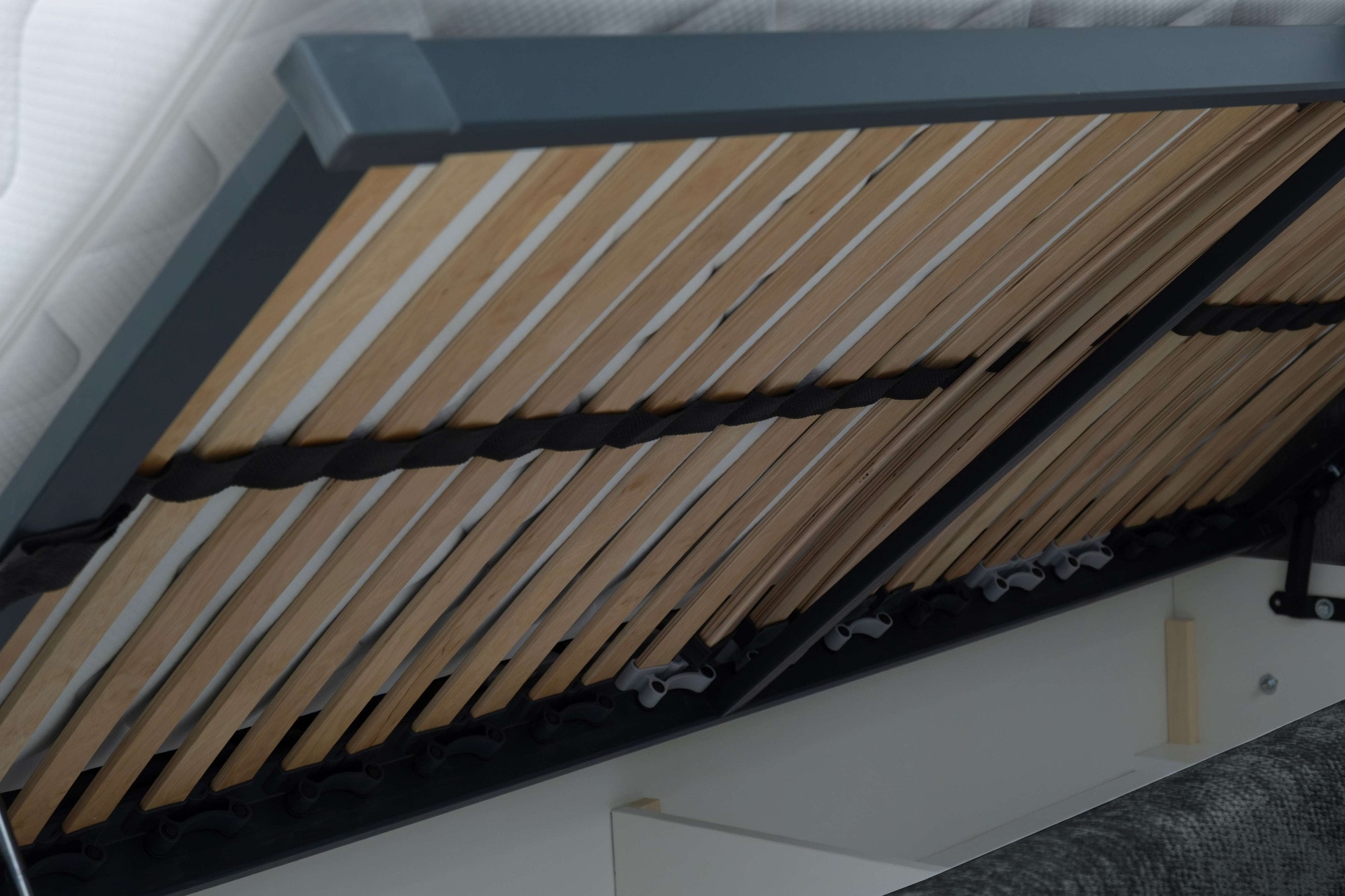 OTTO home Polsterbett »Vyllo, Doppelbett, Federkernbett, Komforbett, 160, 180 cm, Bettkästen« Mit 5-Zonen-TFK-Matratze H3, Lattenrost, Eicheapplikationen