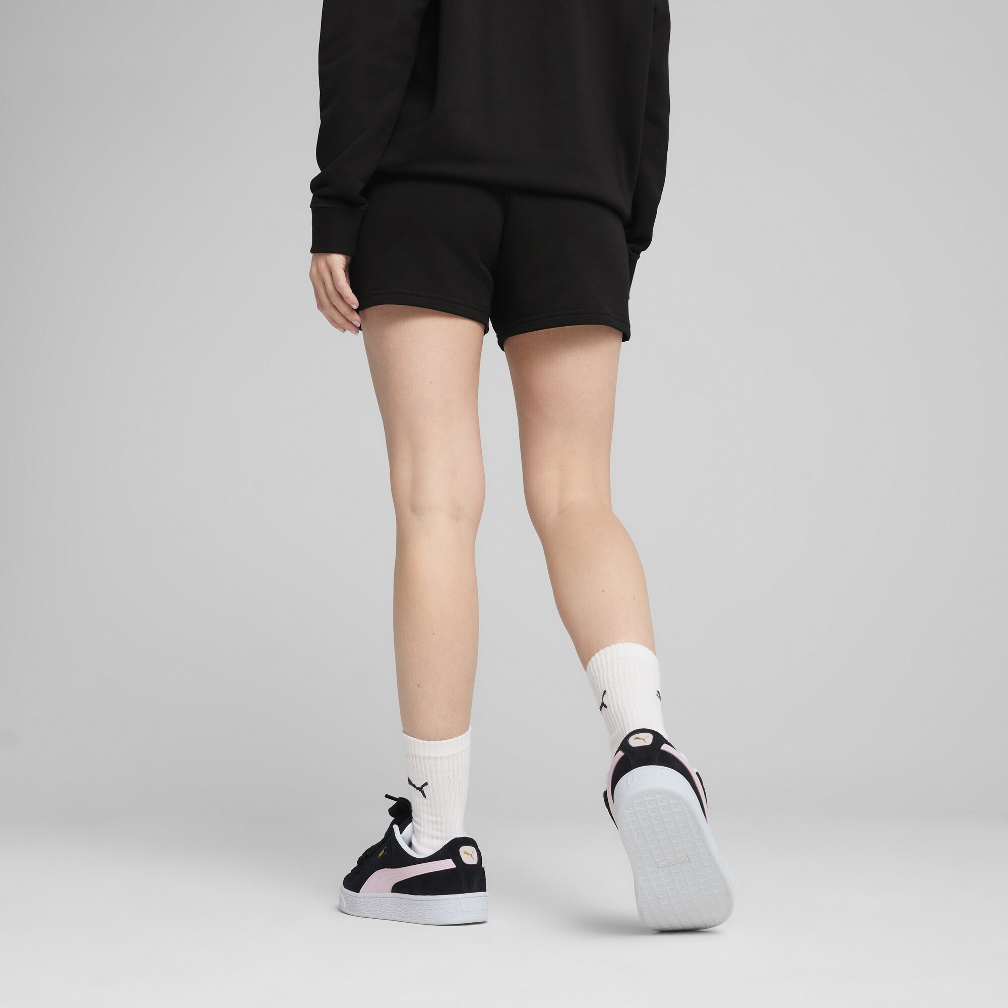 PUMA Sporthose »ESS Small No. 1 Logo 4'' Shorts Damen«