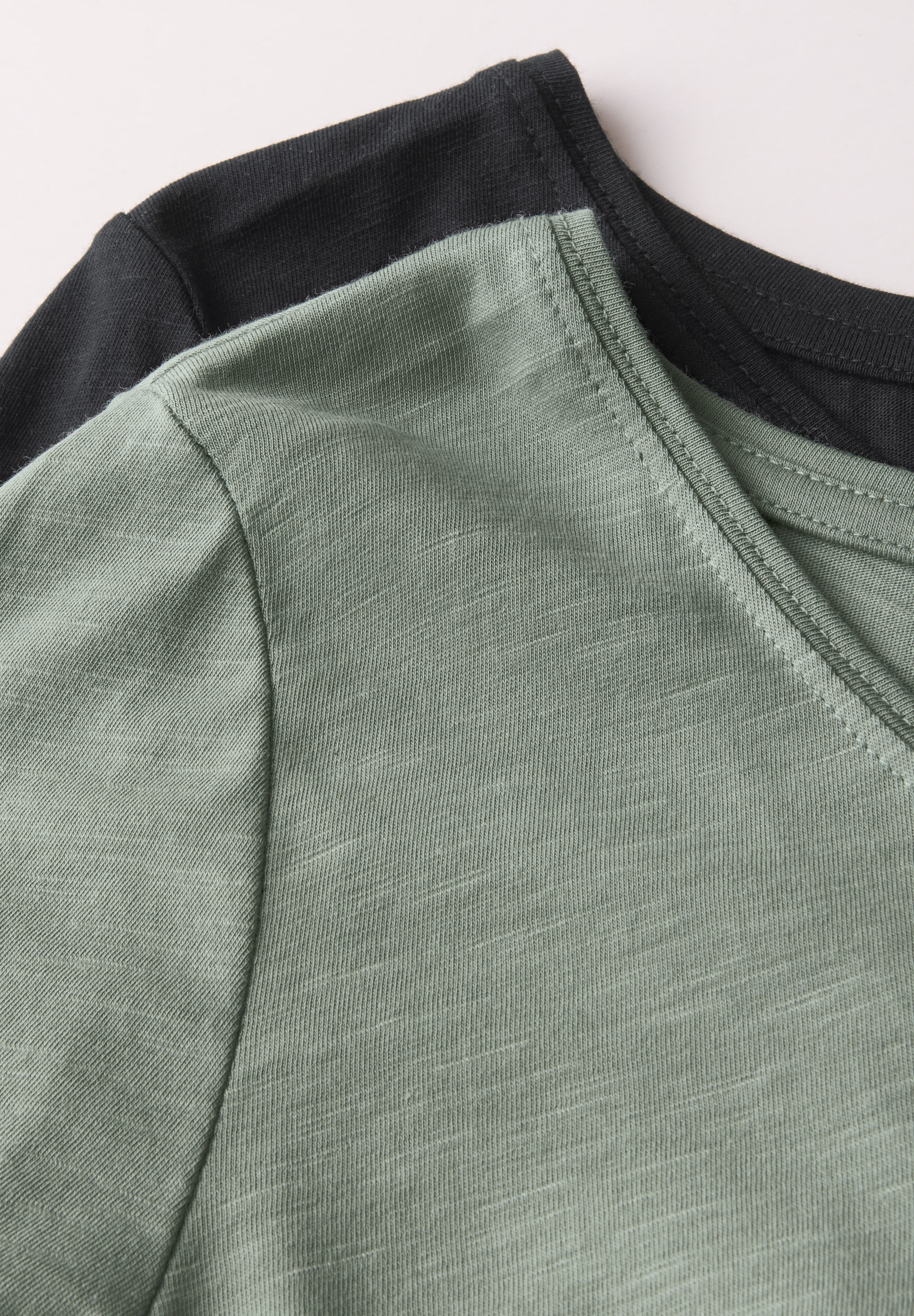 STREET ONE V-Shirt, im soften Baumwoll-Mix