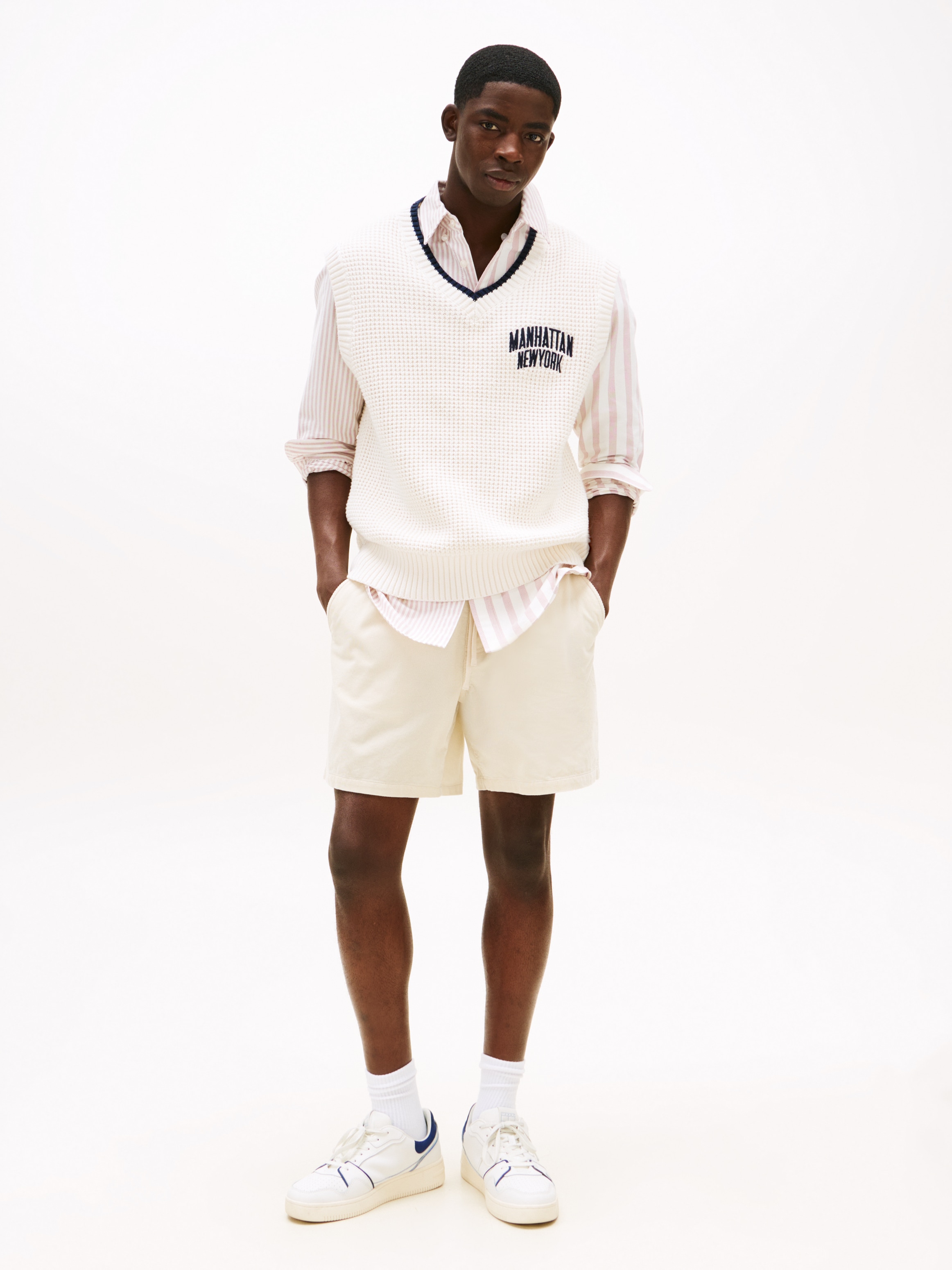 Tommy Jeans Sweatshorts »TJM LIGHT CORD SHORTS«, Mit Kordelzug