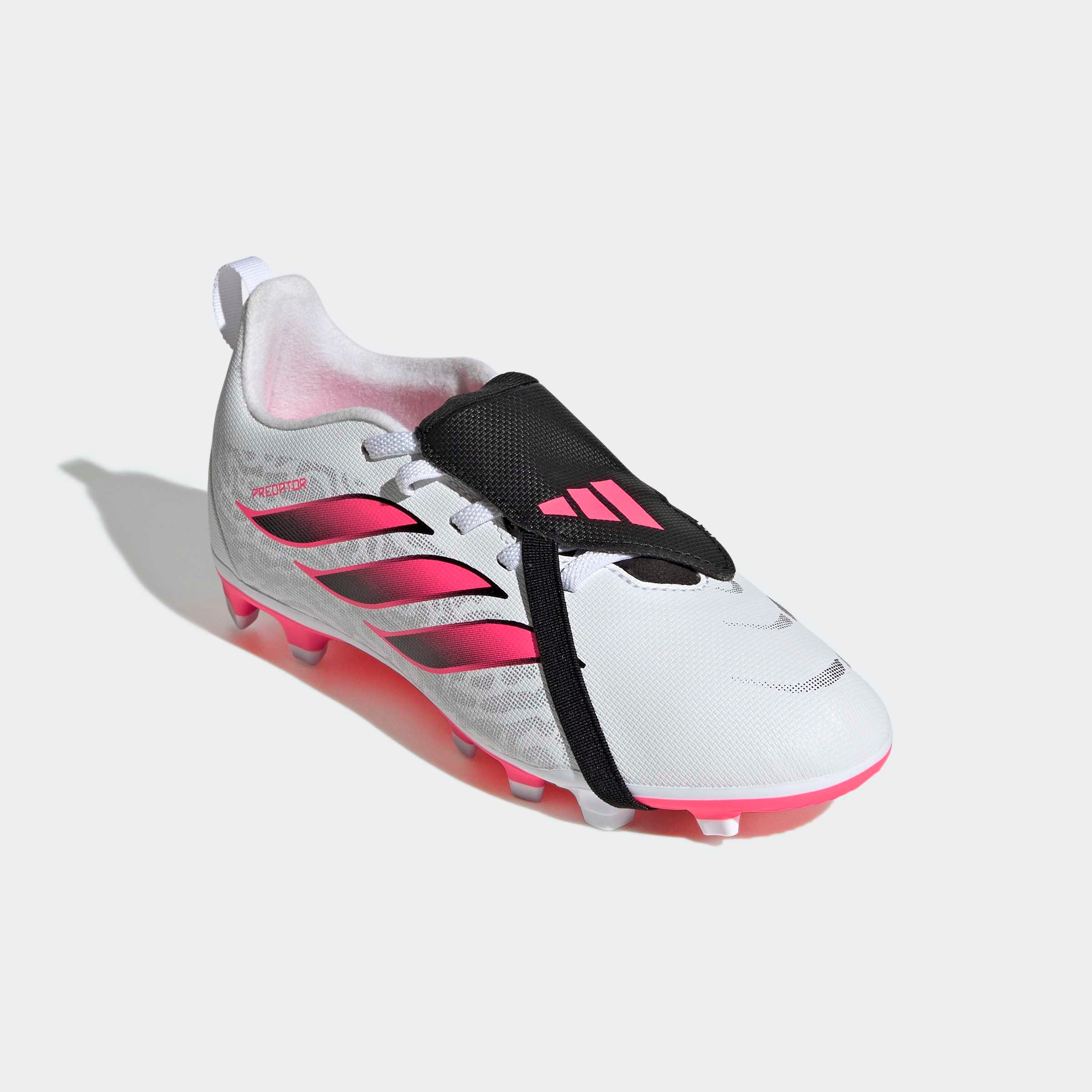 adidas Performance Fußballschuh "PREDATOR CLUB KIDS, UMSCHLAGBARE ZUNGE, FESTE BÖDEN / MULTI GROUND" für viele verschiedene Böden geeignet, für Jugendliche & Kinder