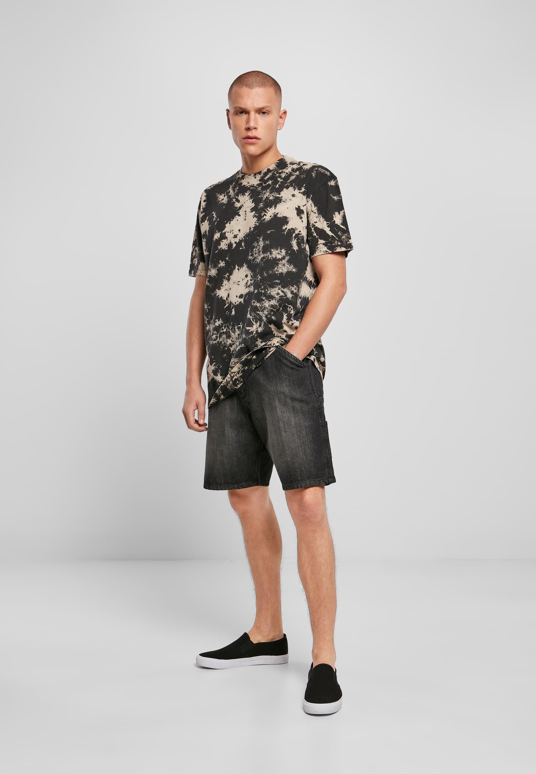 URBAN CLASSICS T-Shirt »Urban Classics Herren Oversized Bleached Tee«, (1 tlg.)