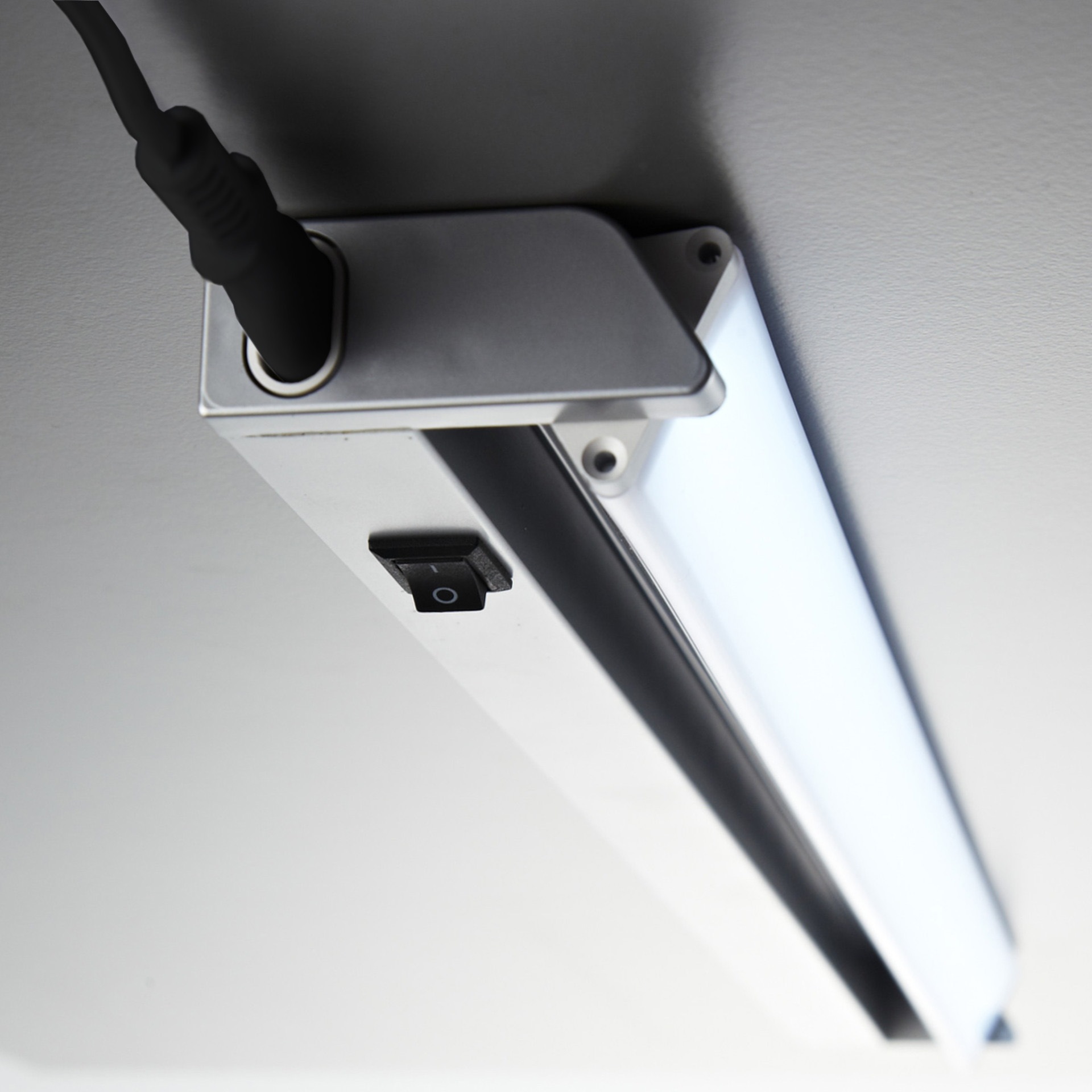 B.K.Licht Lichtleiste »Maria« LED-Board Neutralweiß LED Unterbaulampe, 9W, Lichtleiste, Küche, Beleuchtung Schrankleuchte