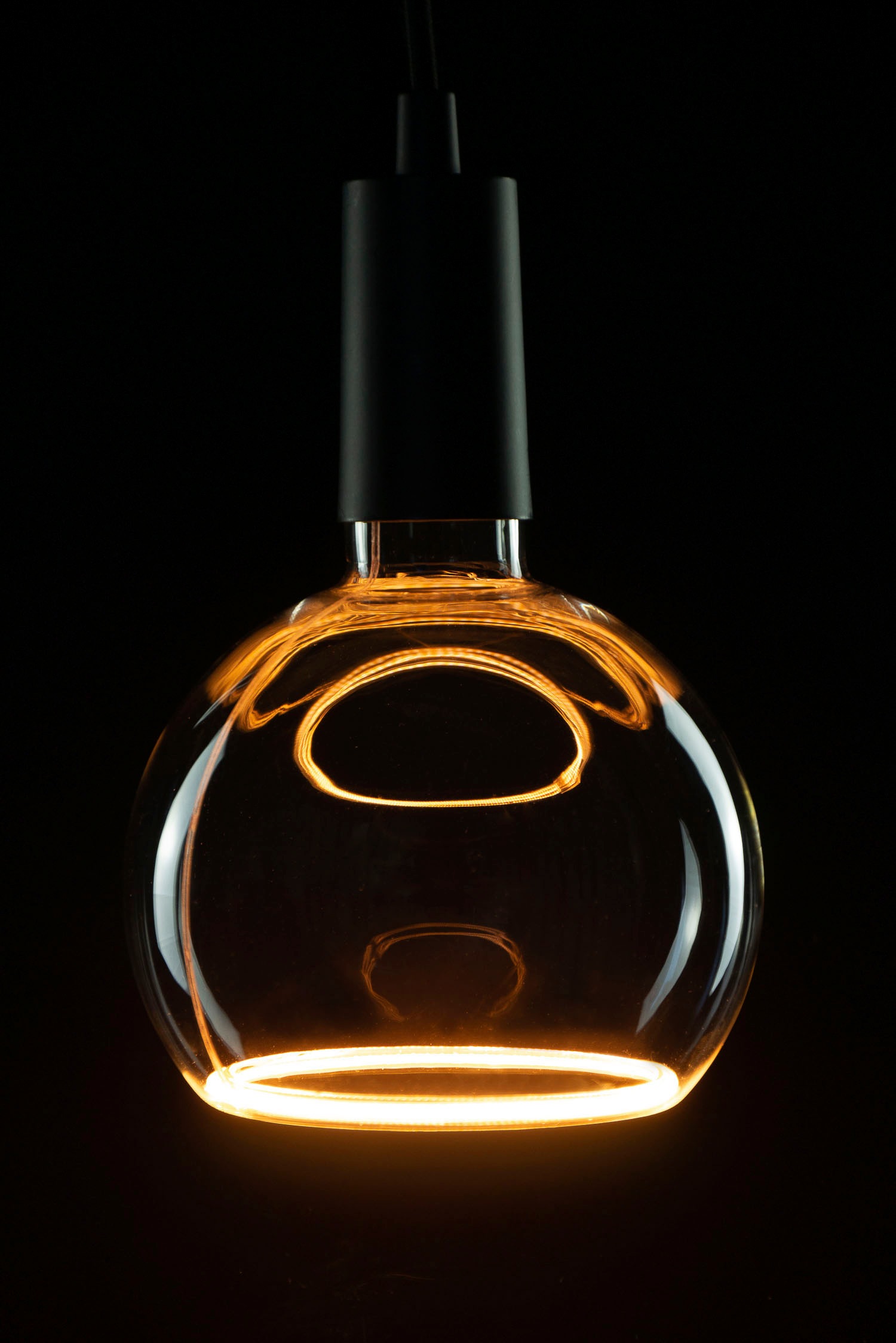 SEGULA LED-Leuchtmittel »LED Floating Globe 150 klar«, E27, 1 St., Extra-Warmweiß, LED Floating Globe 150 klar, E27, 4,5W, CRI 90, dimmbar