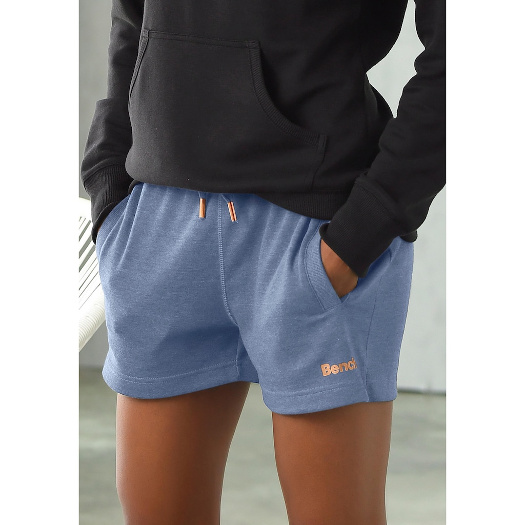 Bench. Loungewear Relaxshorts »-Kurze Sweathose«