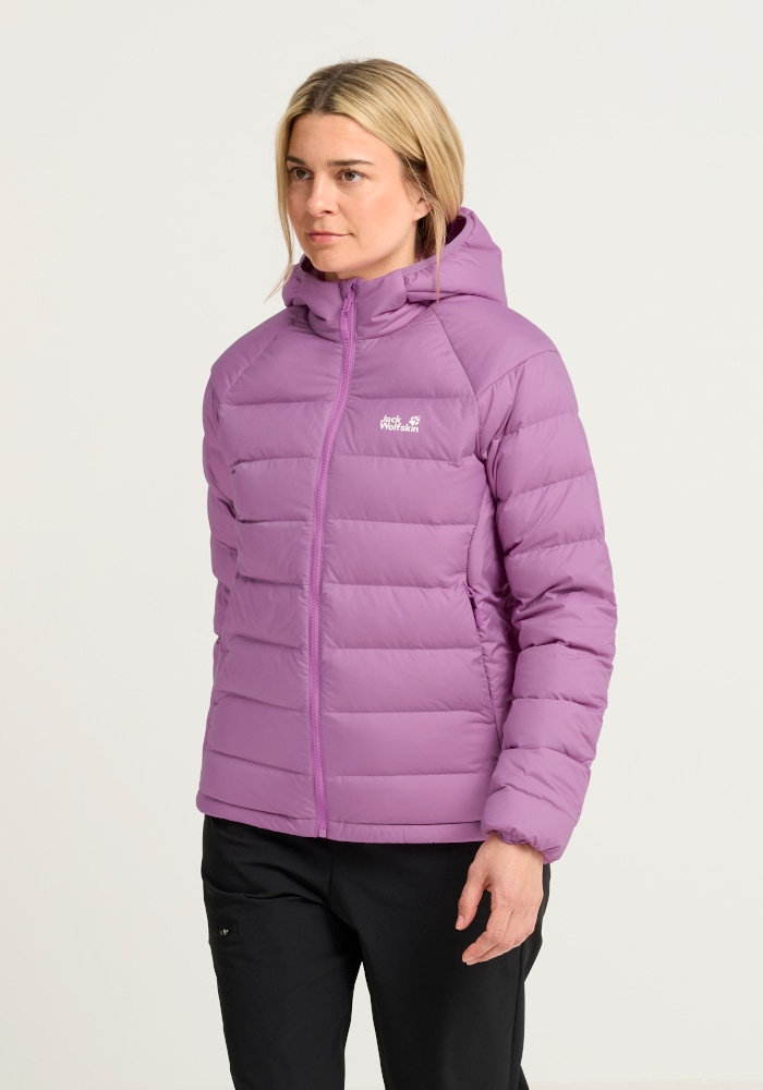 Jack Wolfskin Daunenjacke "WILD PASS DOWN HOODY W RDS" mit Kapuze Daunenjacke mit Kapuze, warm, wind- und wasserabweisend