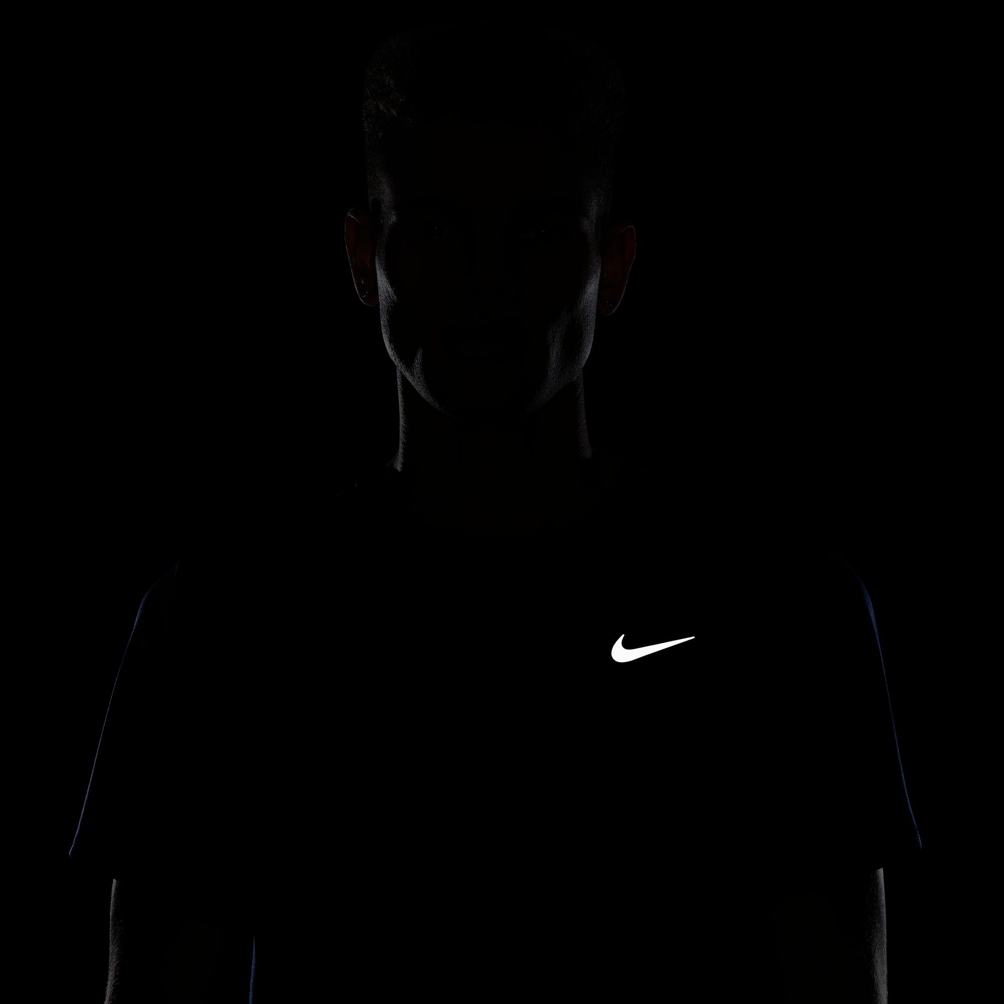 Nike Laufshirt »DRI-FIT UV MILER MEN'S SHORT-SLEEVE RUNNING TOP«