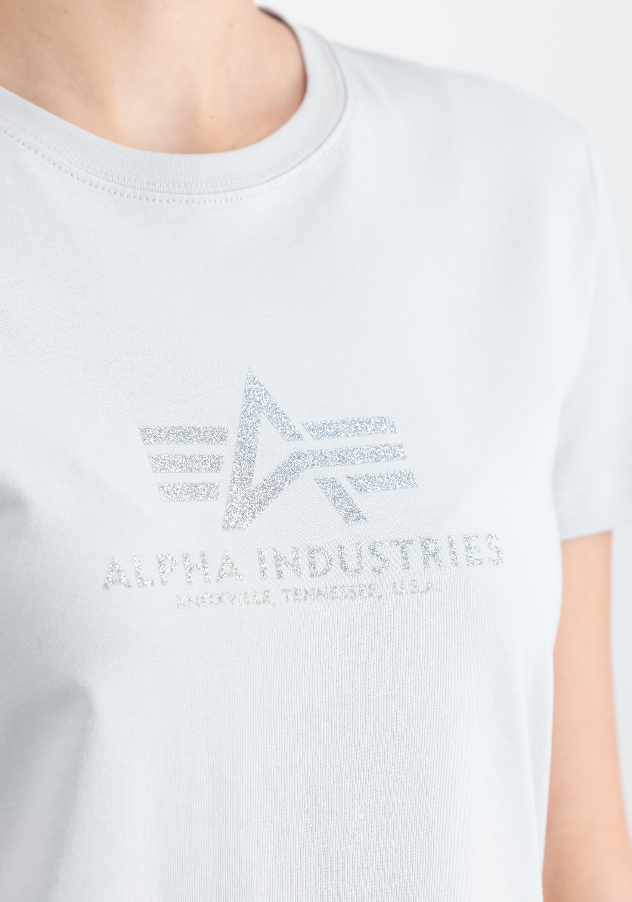 Alpha Industries T-Shirt »Alpha Industries Women - T-Shirts New Basic T-Shirt BL Glitter W«